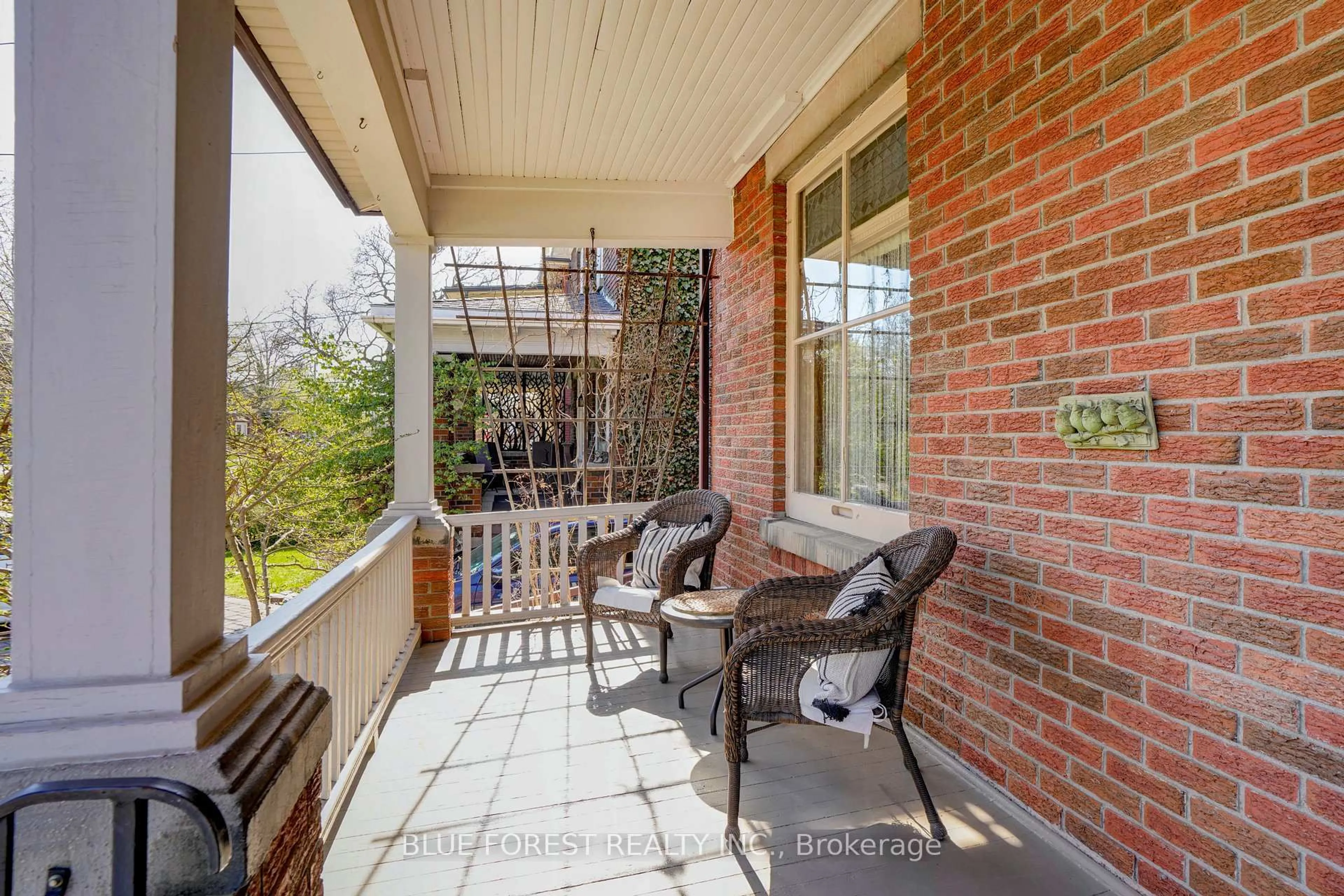 Patio, street for 44 Windsor Ave, London South Ontario N6C 1Z7