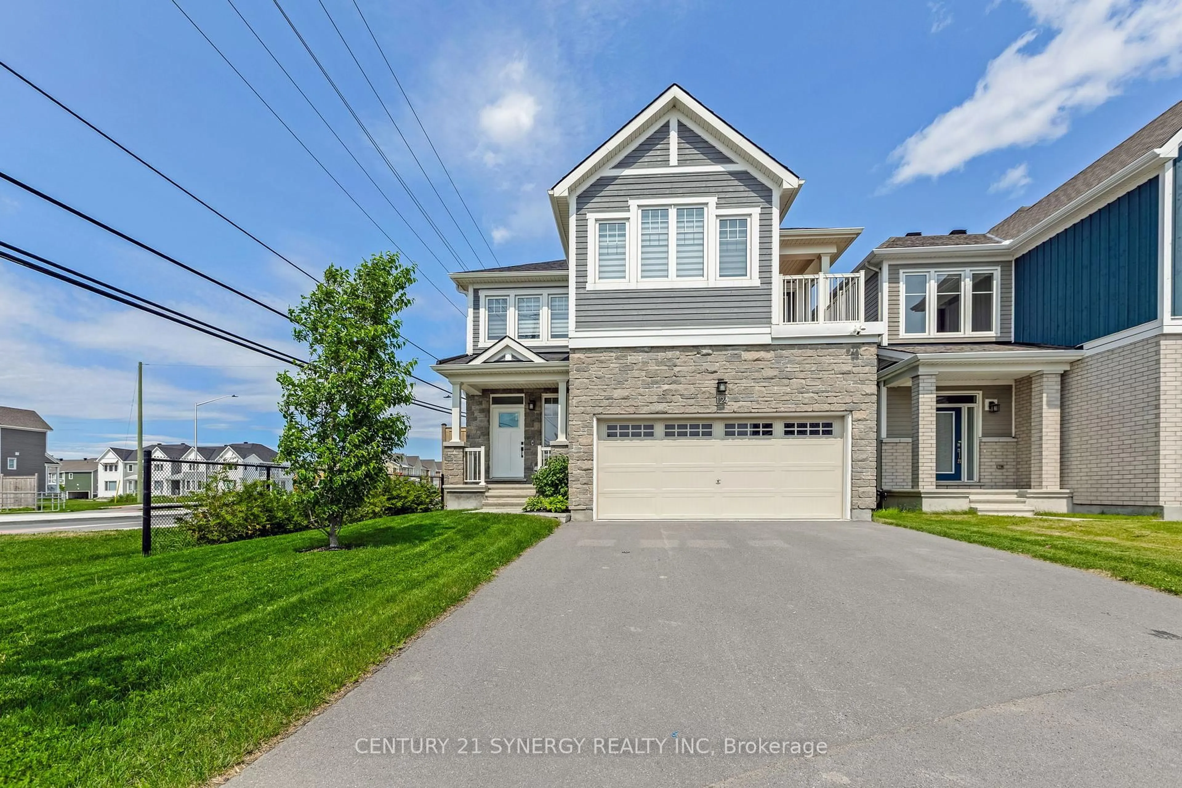 A pic from outside/outdoor area/front of a property/back of a property/a pic from drone, street for 124 Equitation Circ, Richmond Ontario K0A 2Z0