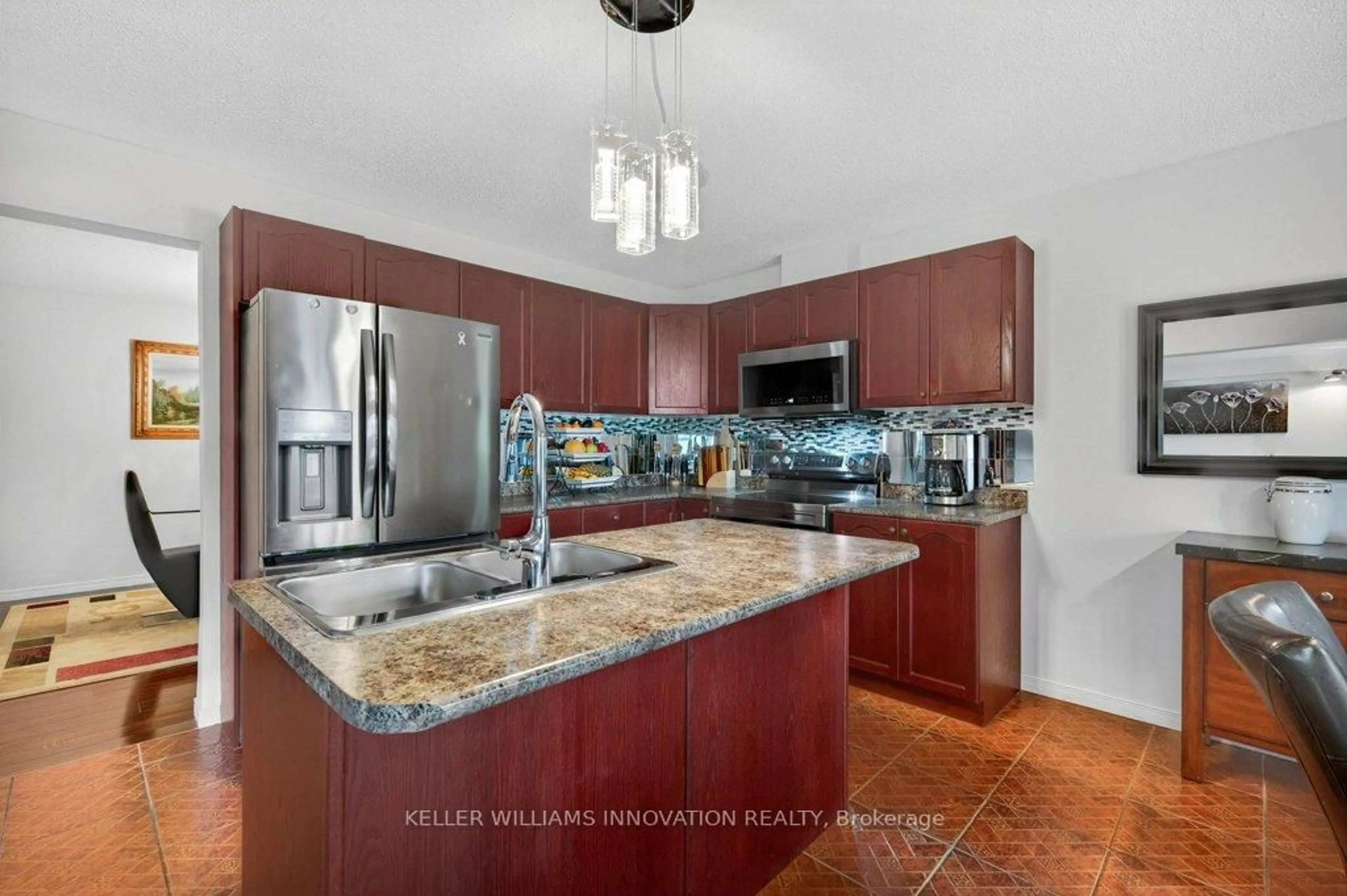 Open concept kitchen, ceramic/tile floor for 324 Beaumont Cres, Kitchener Ontario N2A 0A7