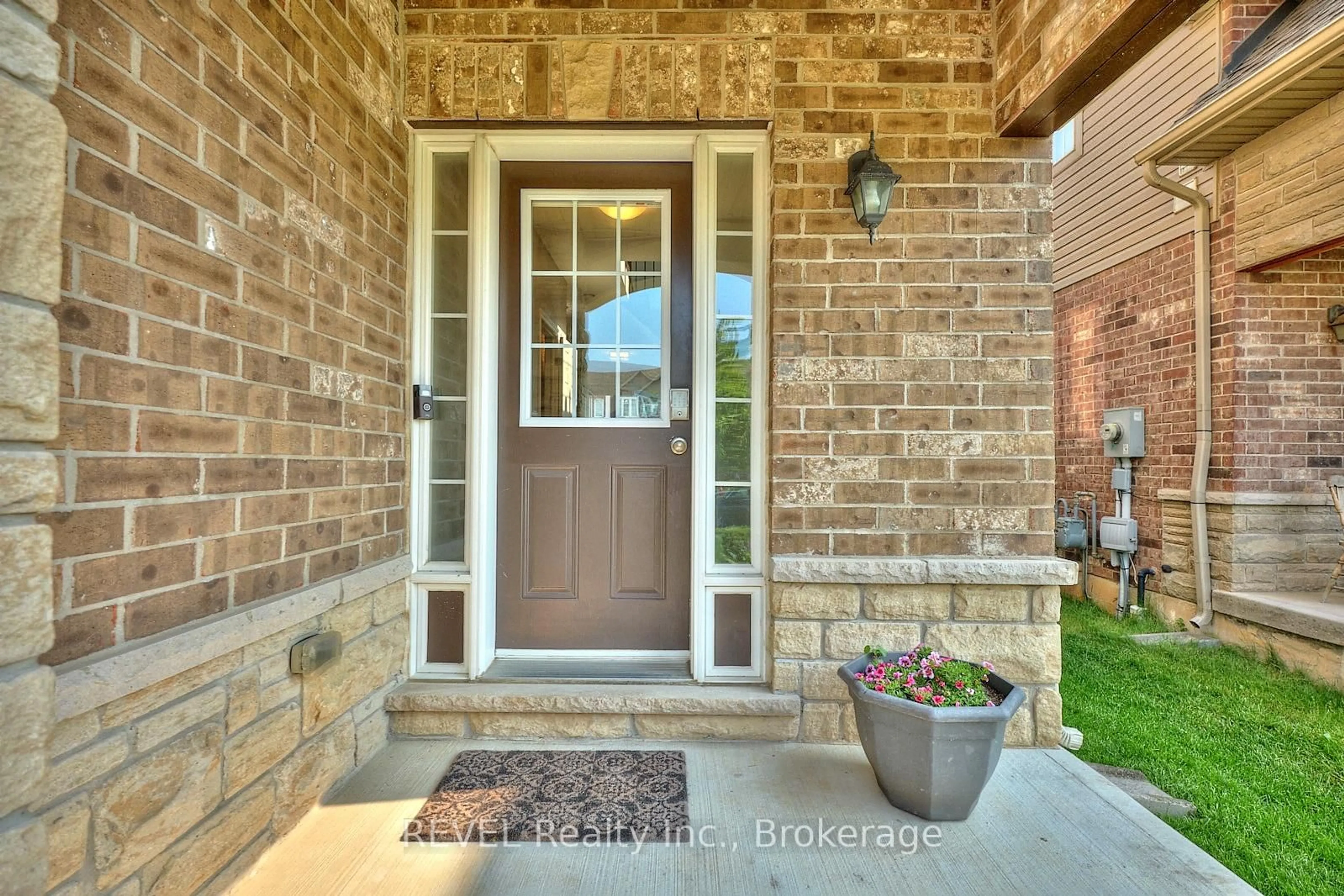 Home with brick exterior material, street for 47 Galileo Dr, Hamilton Ontario L8E 0H1