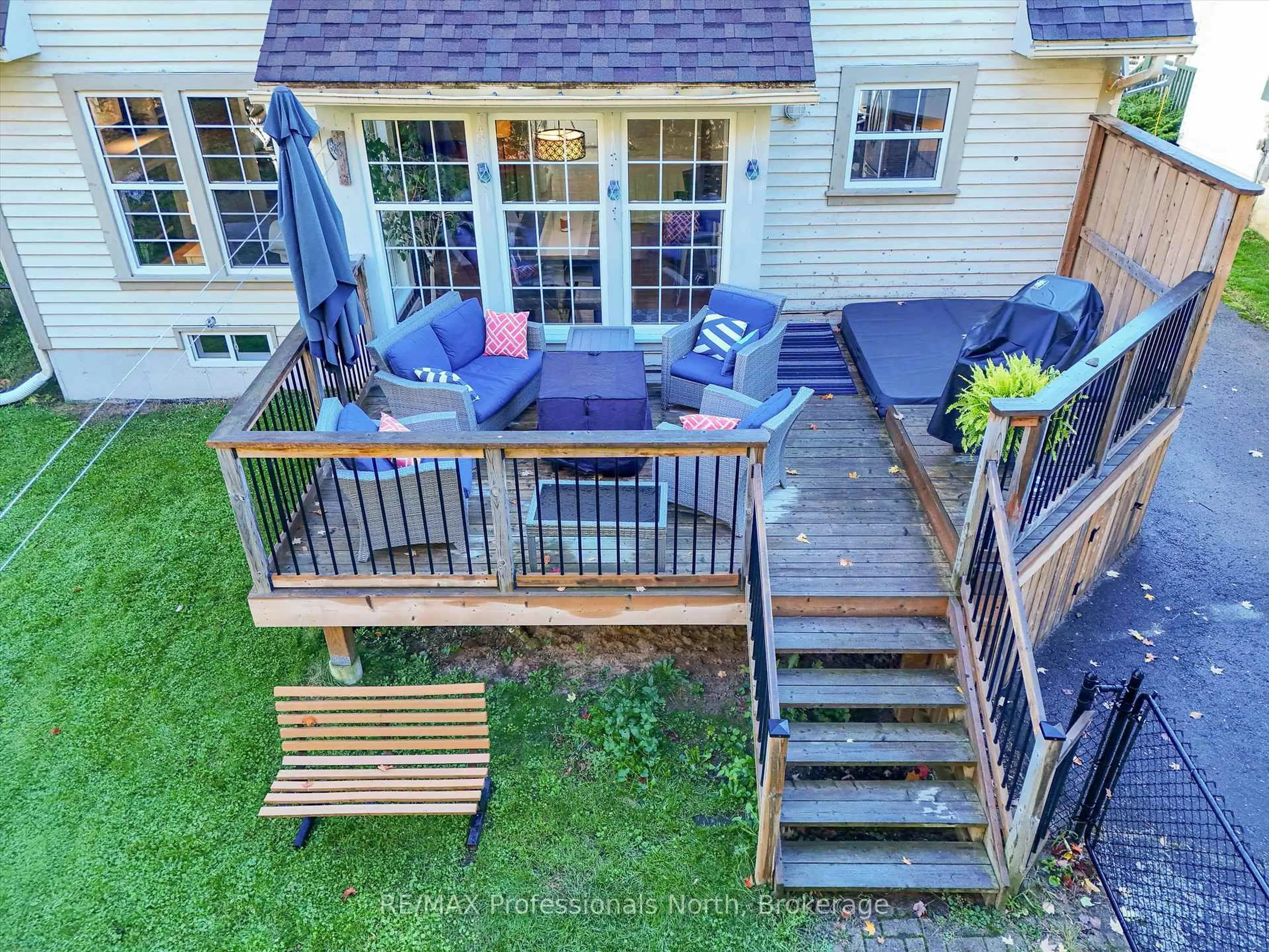 Patio, unknown for 26 COATES Ave, Bracebridge Ontario P1L 1Y5