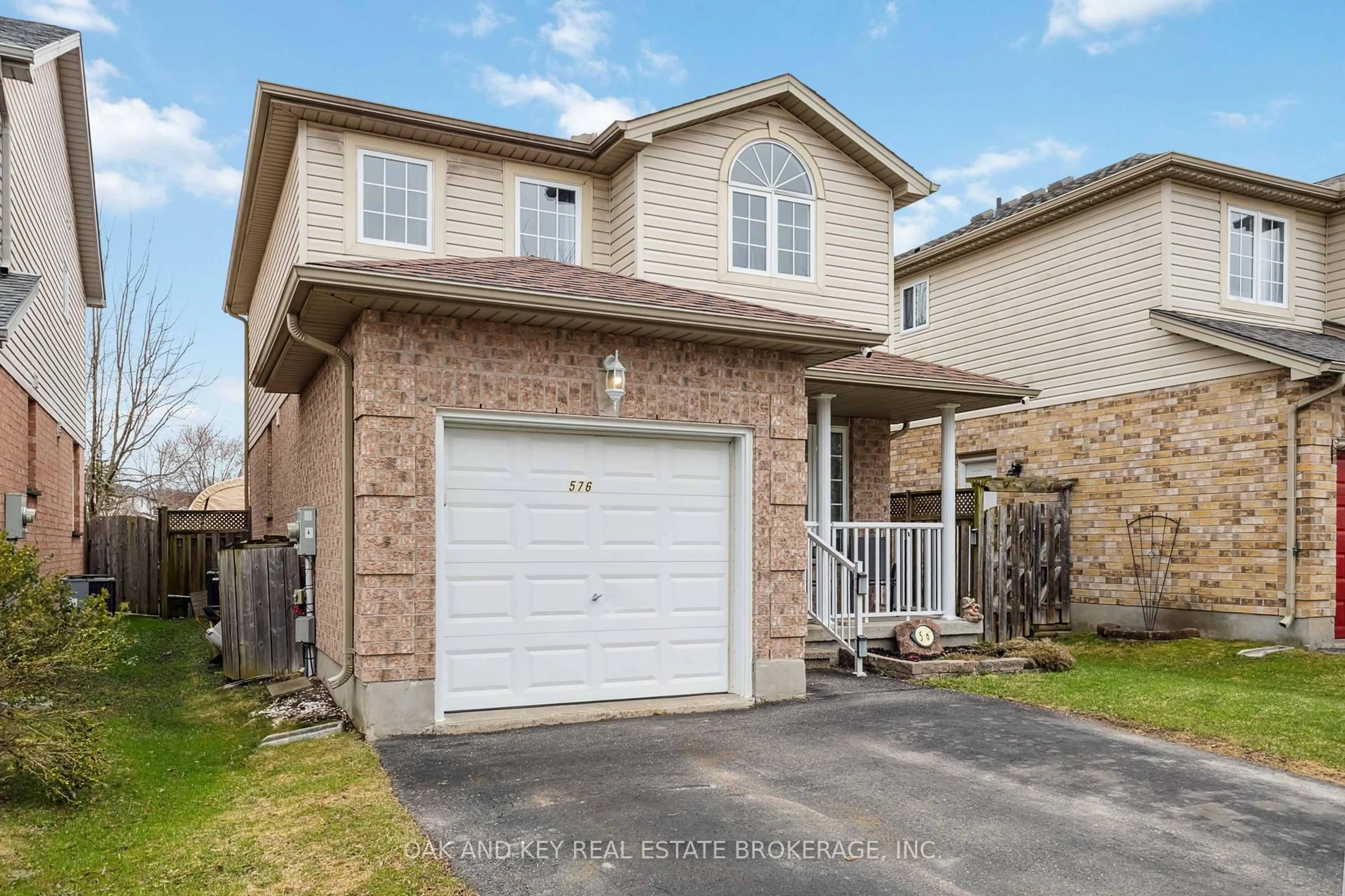Home with brick exterior material, street for 576 Ridgeview Dr, London East Ontario N5Y 6H8