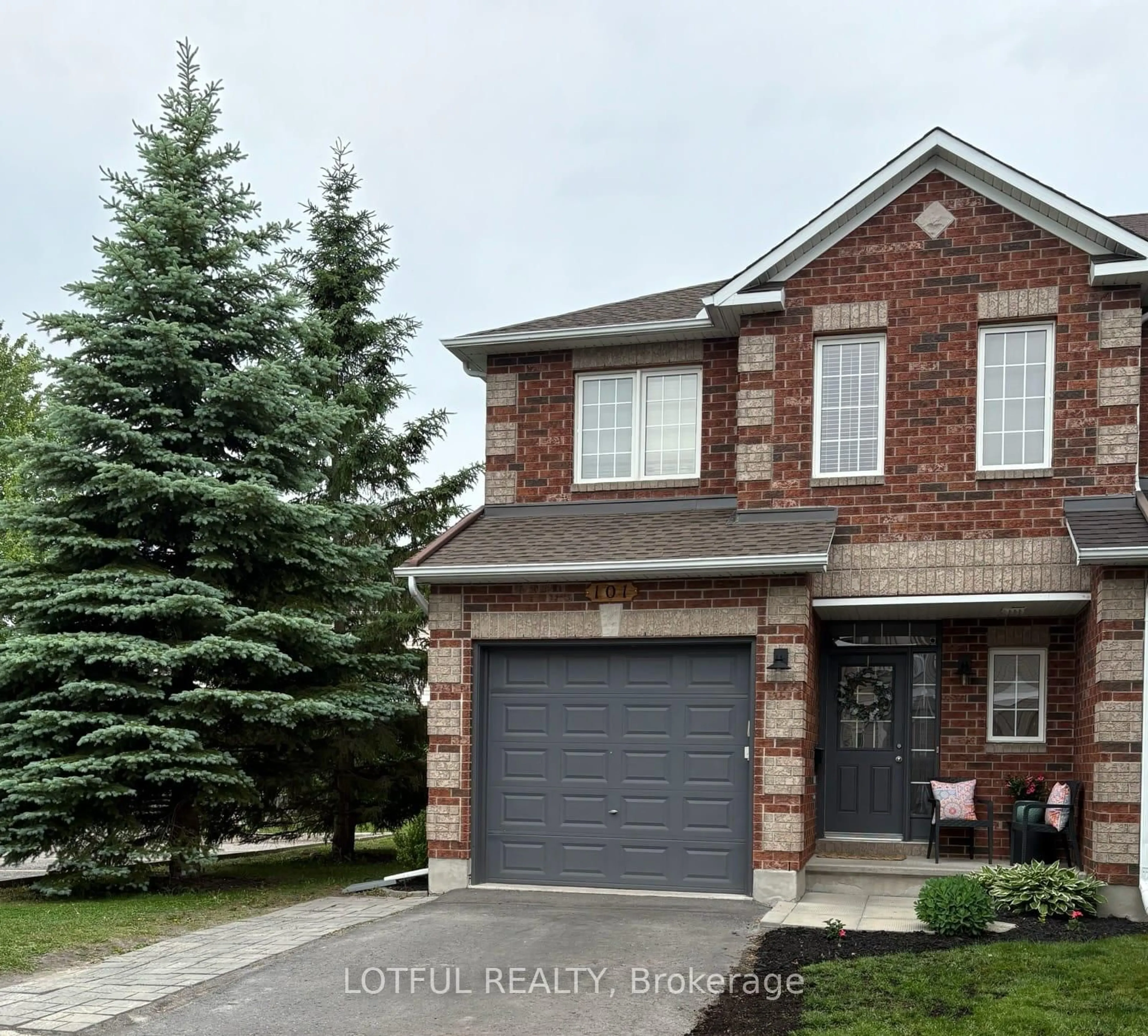 Home with brick exterior material, street for 101 Destiny Private, Ottawa Ontario K4A 0K6