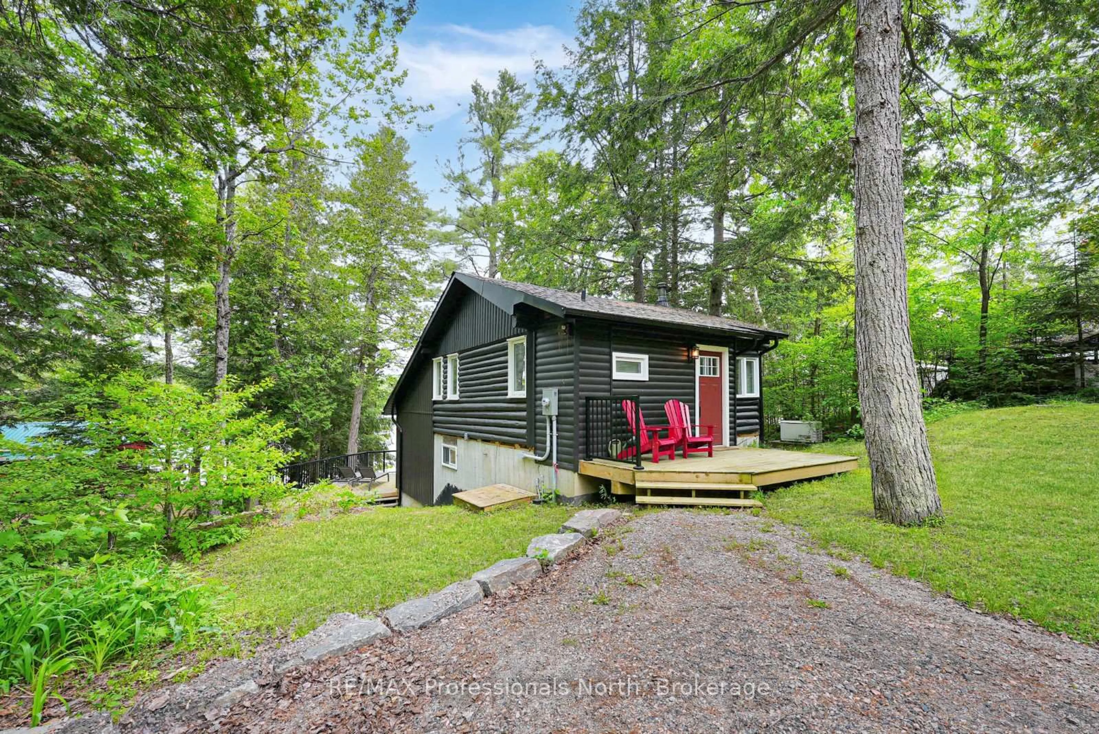 Shed for 1028 Coulson Lane, Highlands East Ontario K0M 1R0