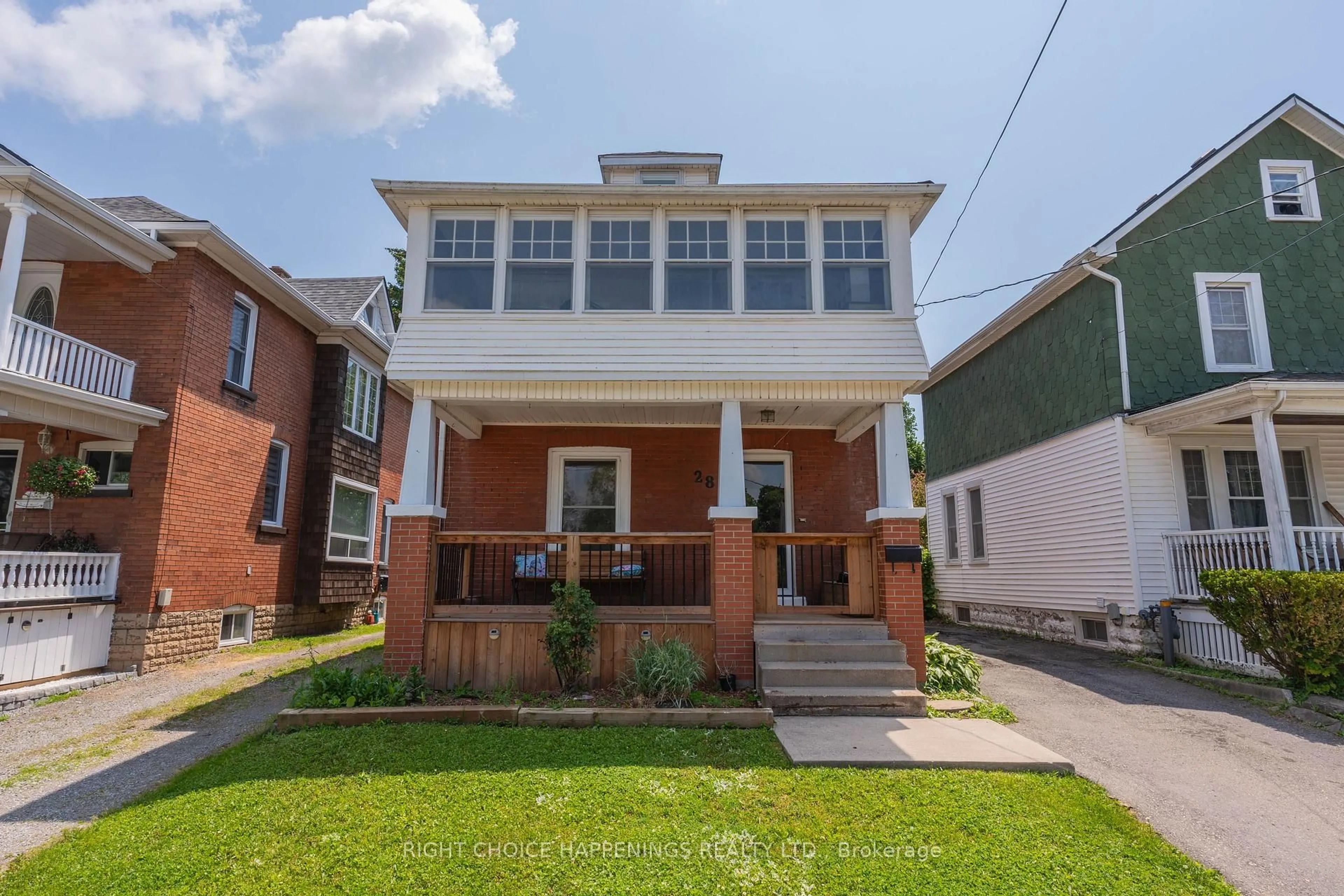 Home with brick exterior material, street for 28 Margery Rd, Welland Ontario L3B 2P6