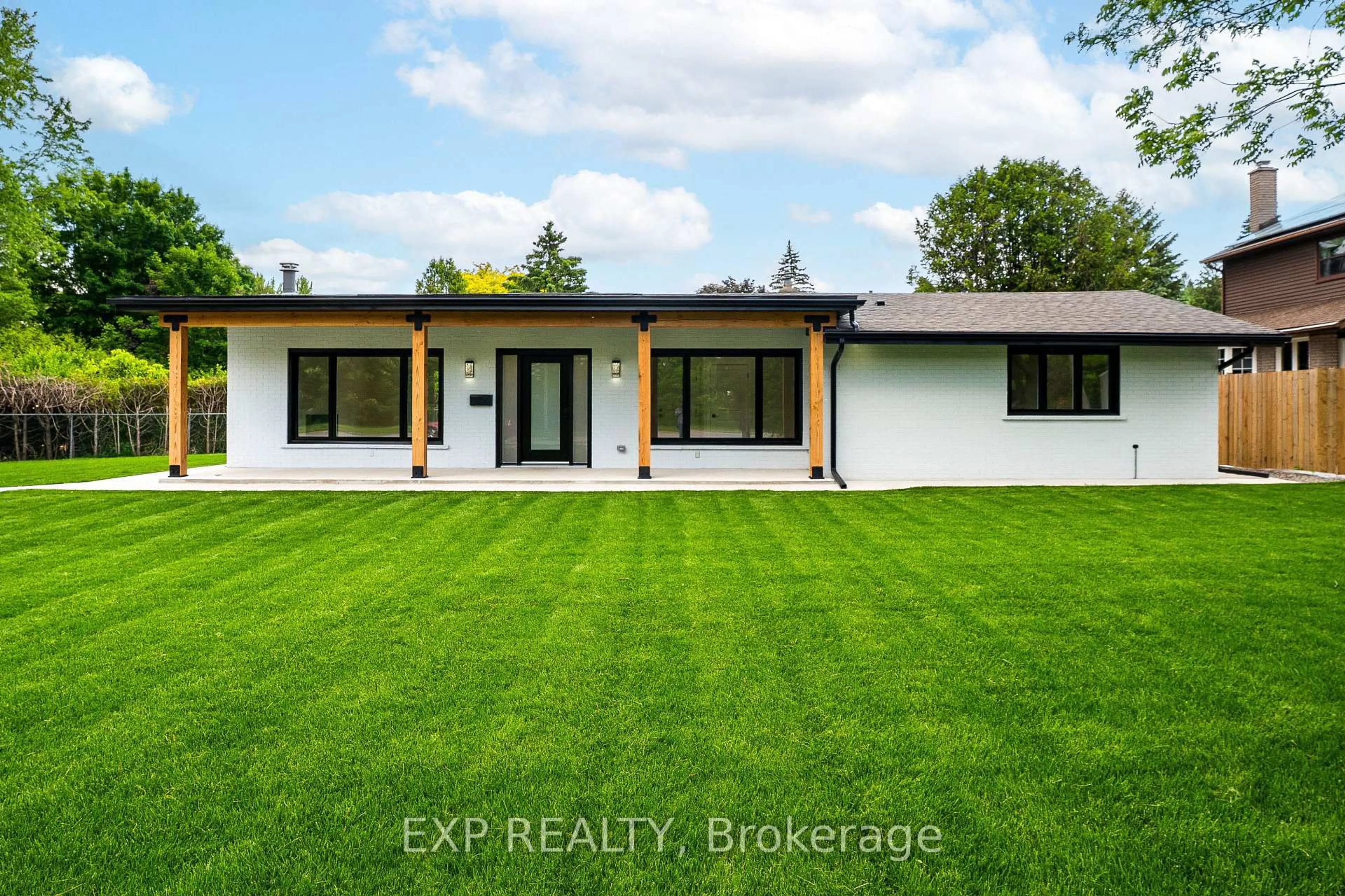 Home with vinyl exterior material, building for 643 Hanlon Rd, Guelph Ontario N1G 2S4