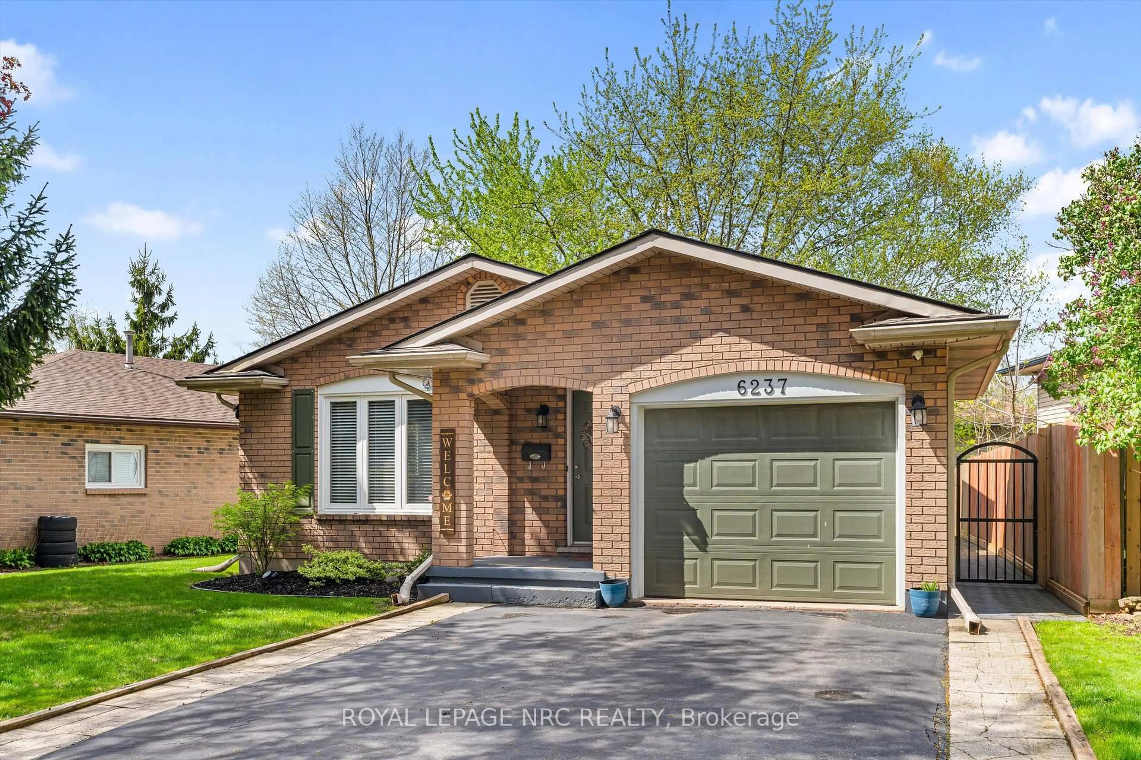 Home with brick exterior material, street for 6237 Delta Dr, Niagara Falls Ontario L2H 2H5
