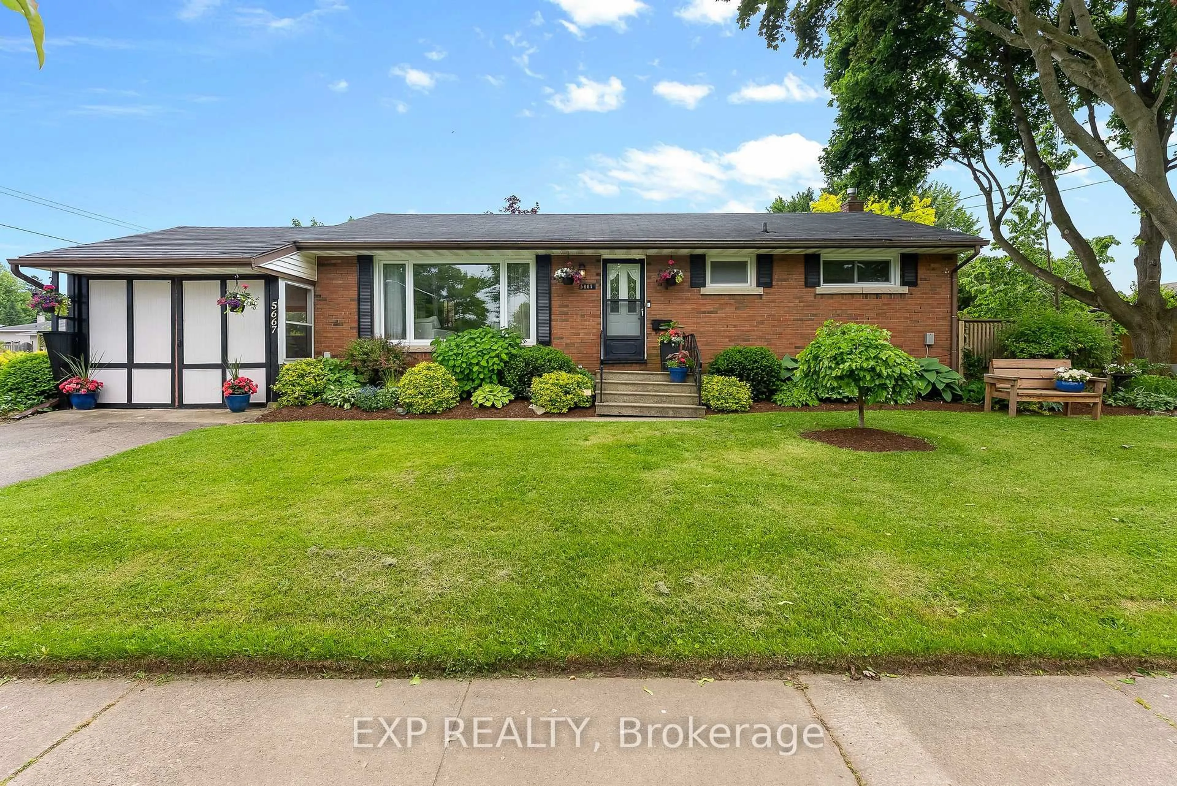 Unknown for 5667 Green Ave, Niagara Falls Ontario L2H 1P9