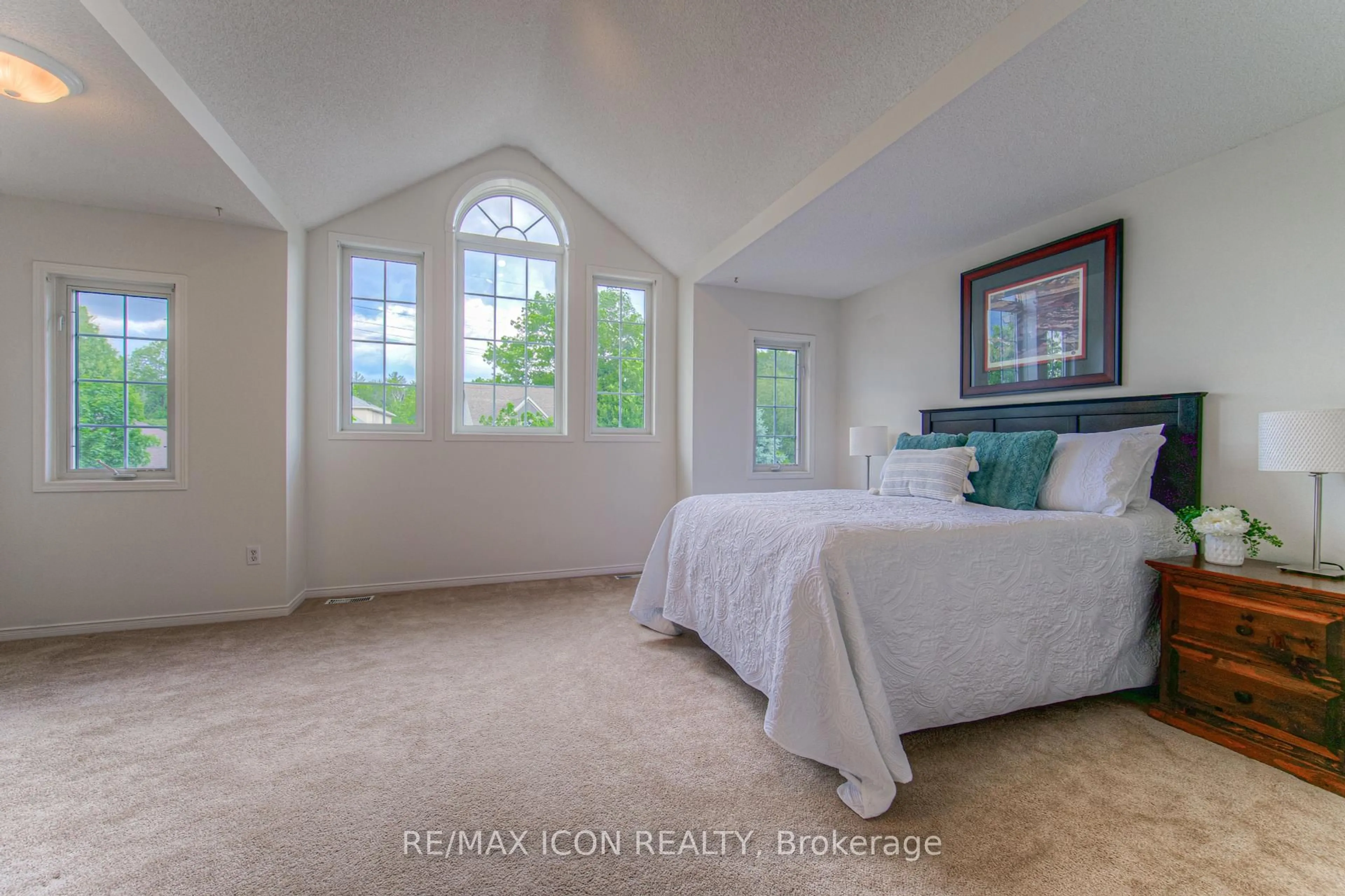 A pic of a room for 45 Bancroft St, Kitchener Ontario N2A 4E4