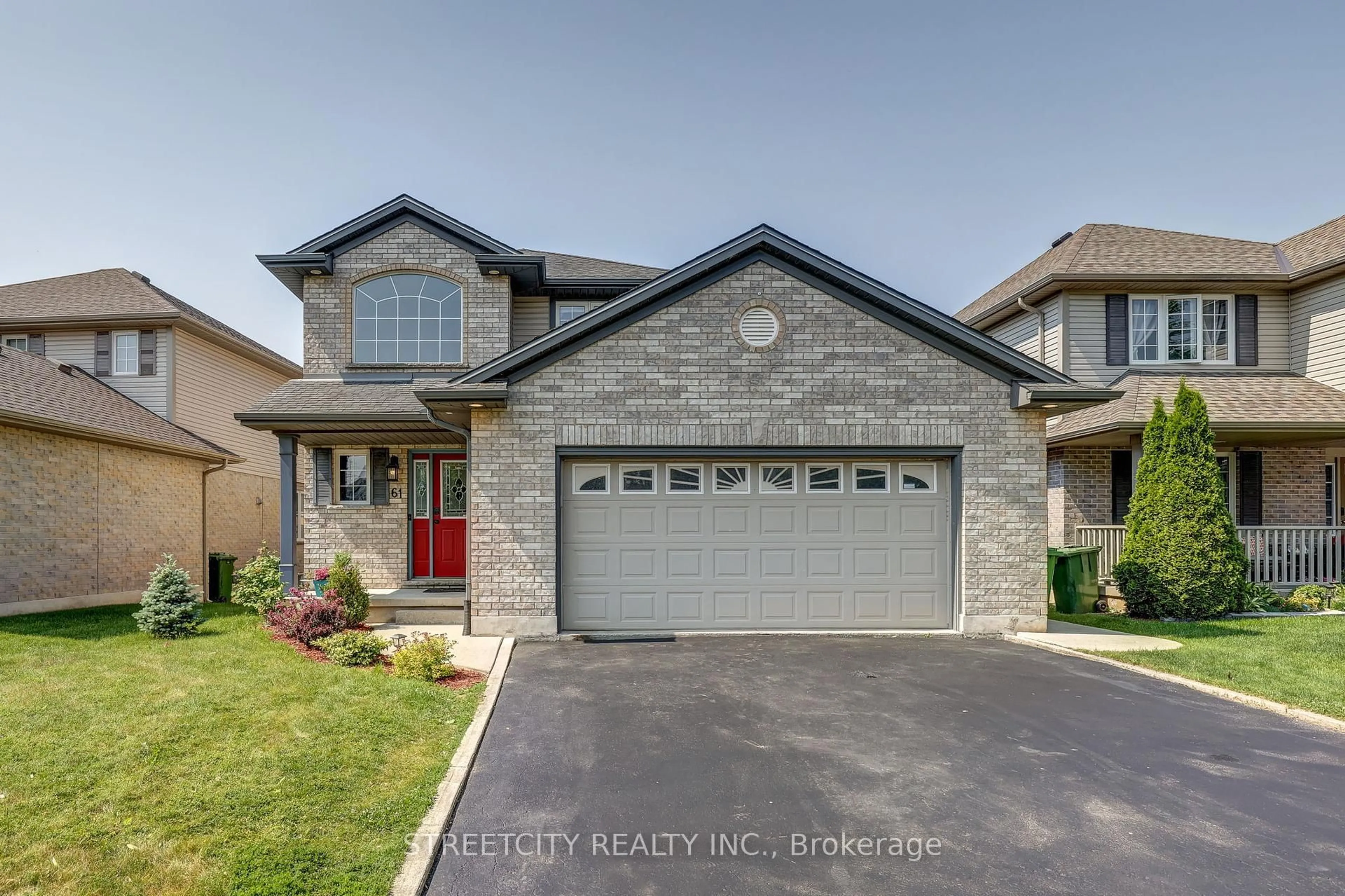 Home with brick exterior material, street for 61 Meadowvale Dr, St. Thomas Ontario N5P 4P2