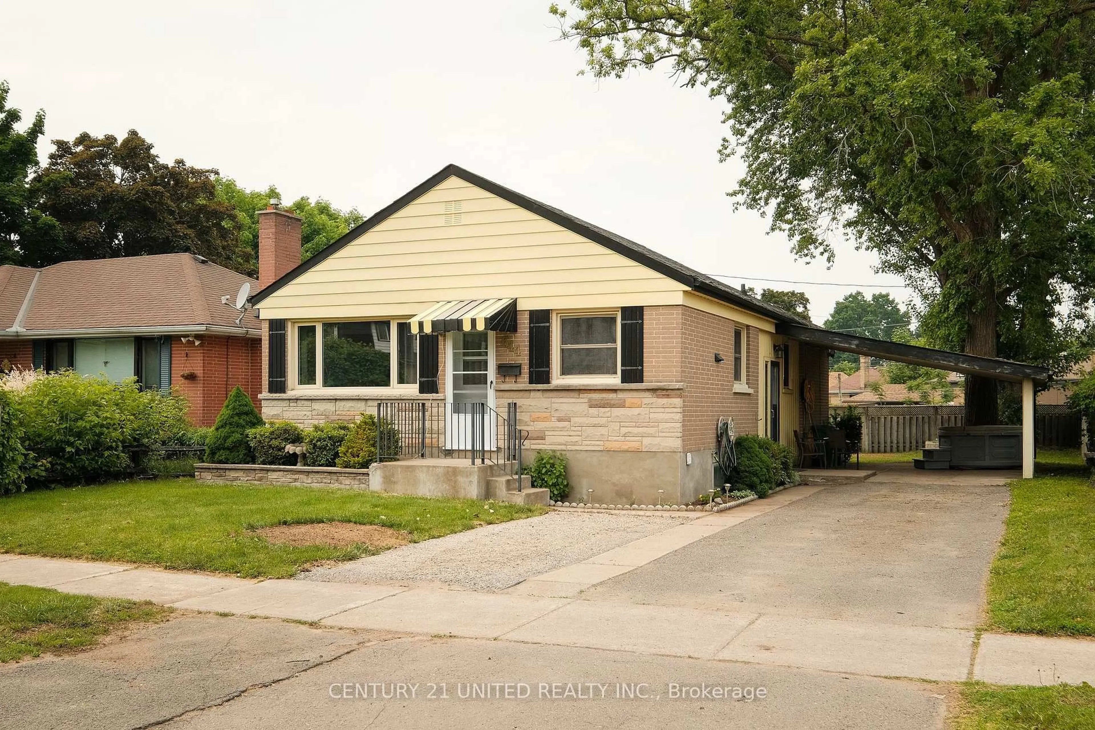 Home with brick exterior material, street for 644 Crawford Dr, Peterborough South Ontario K9J 3W6