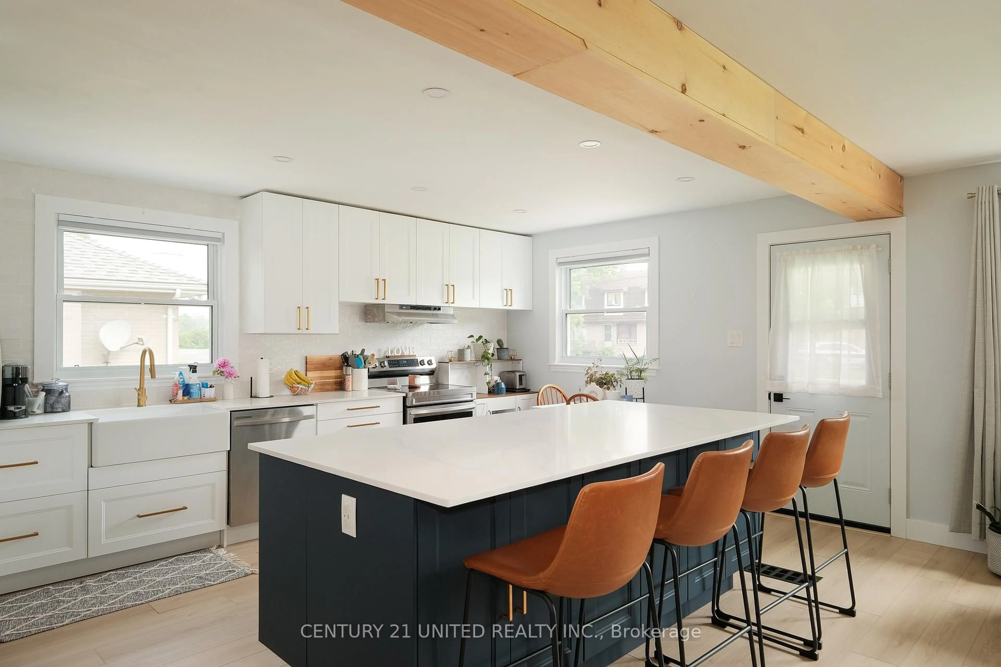 Open concept kitchen, unknown for 644 Crawford Dr, Peterborough South Ontario K9J 3W6