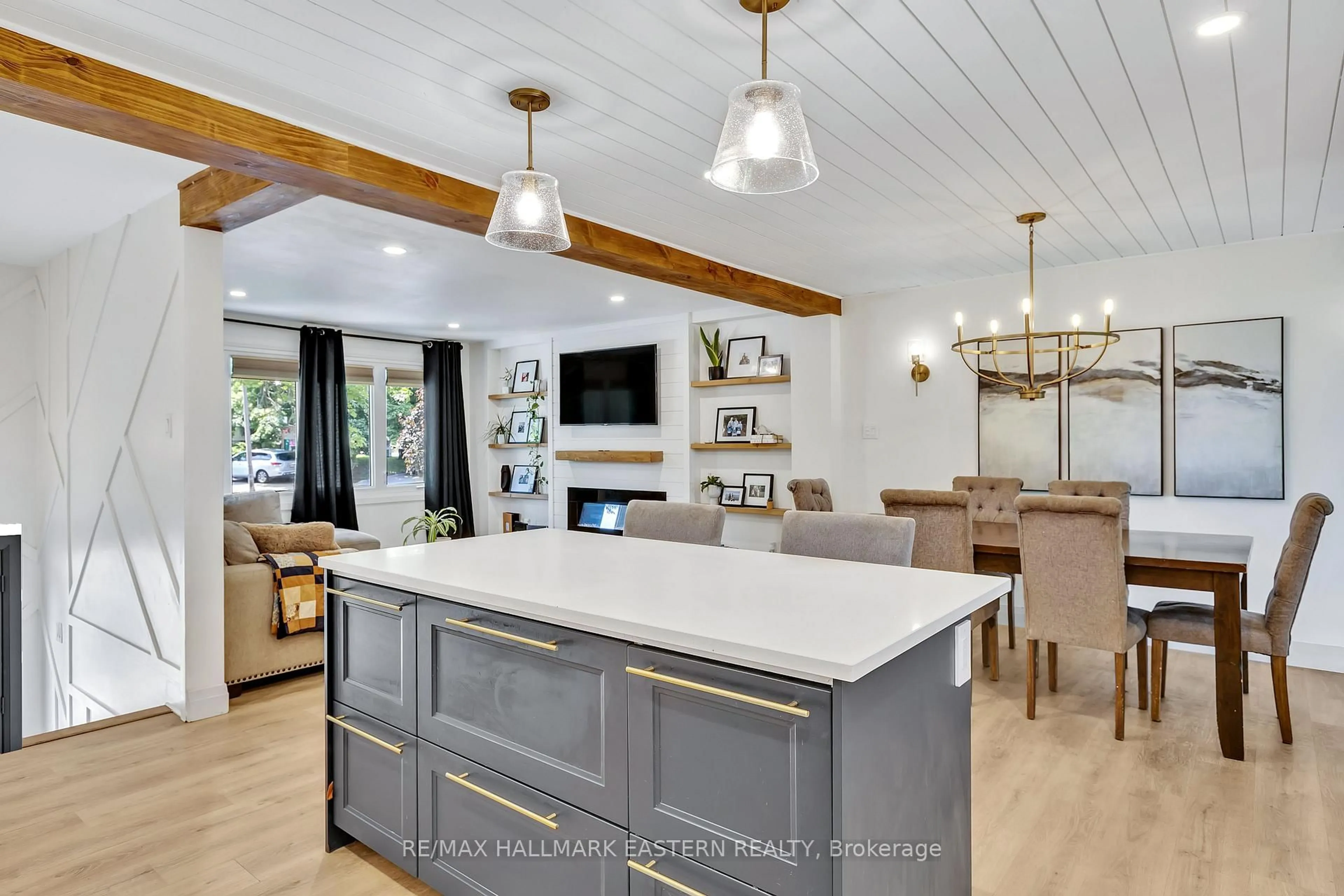 Open concept kitchen, unknown for 1318 Cedargrove Dr, Peterborough West Ontario K9K 1H8