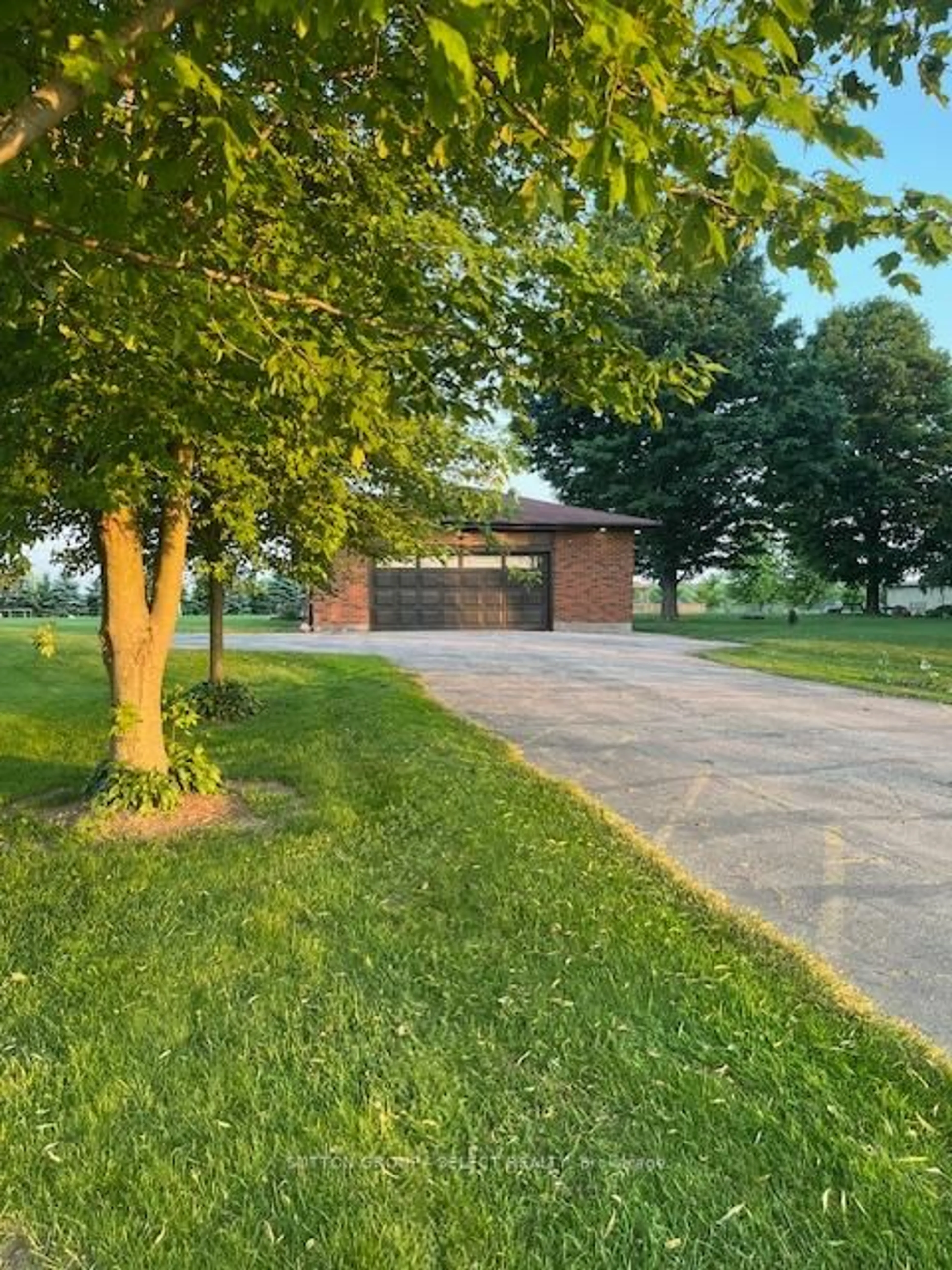 Unknown for 16791 WYTON Rd, Thames Centre Ontario N0M 2P0