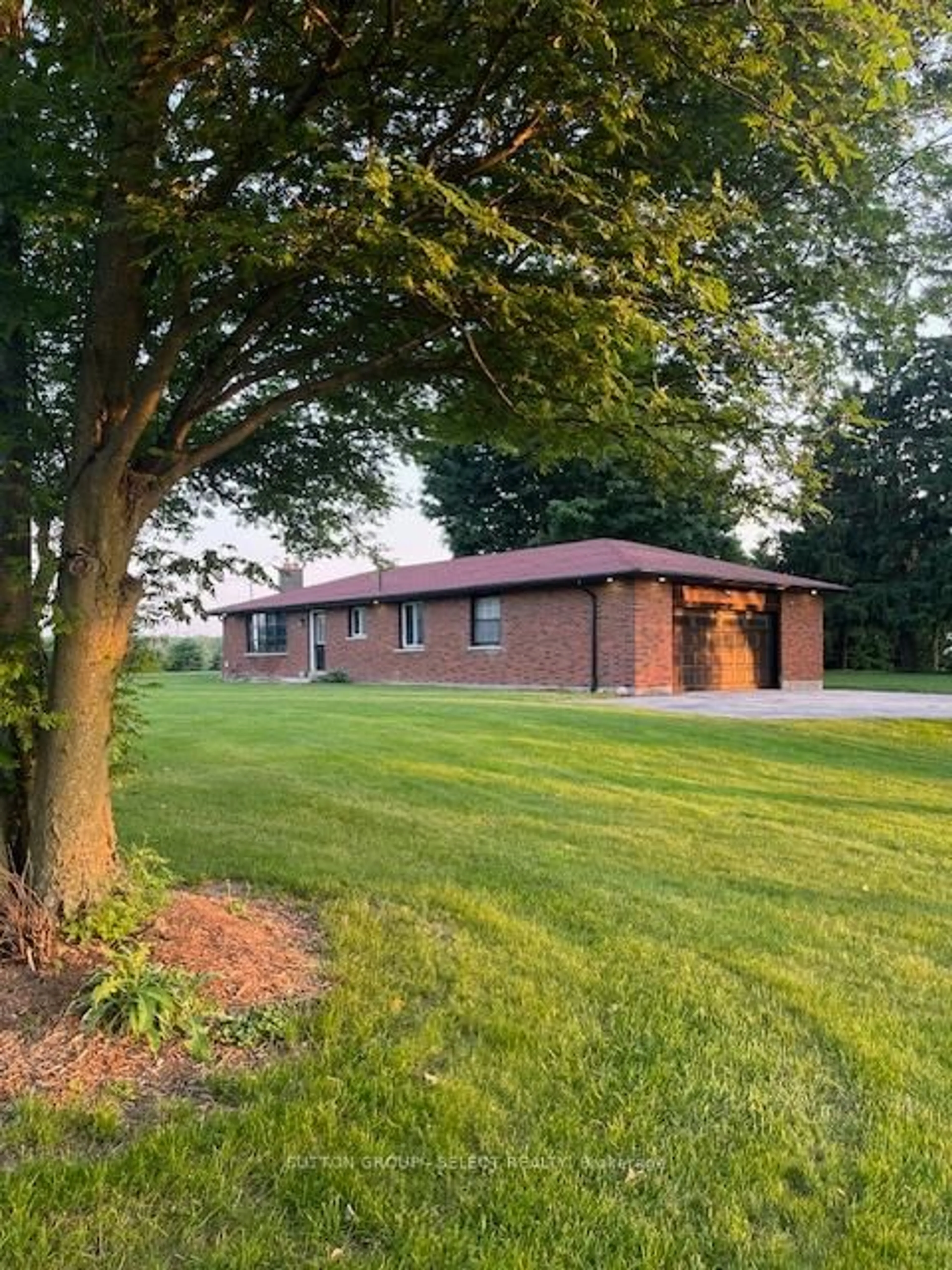 Home with brick exterior material, building for 16791 WYTON Rd, Thames Centre Ontario N0M 2P0