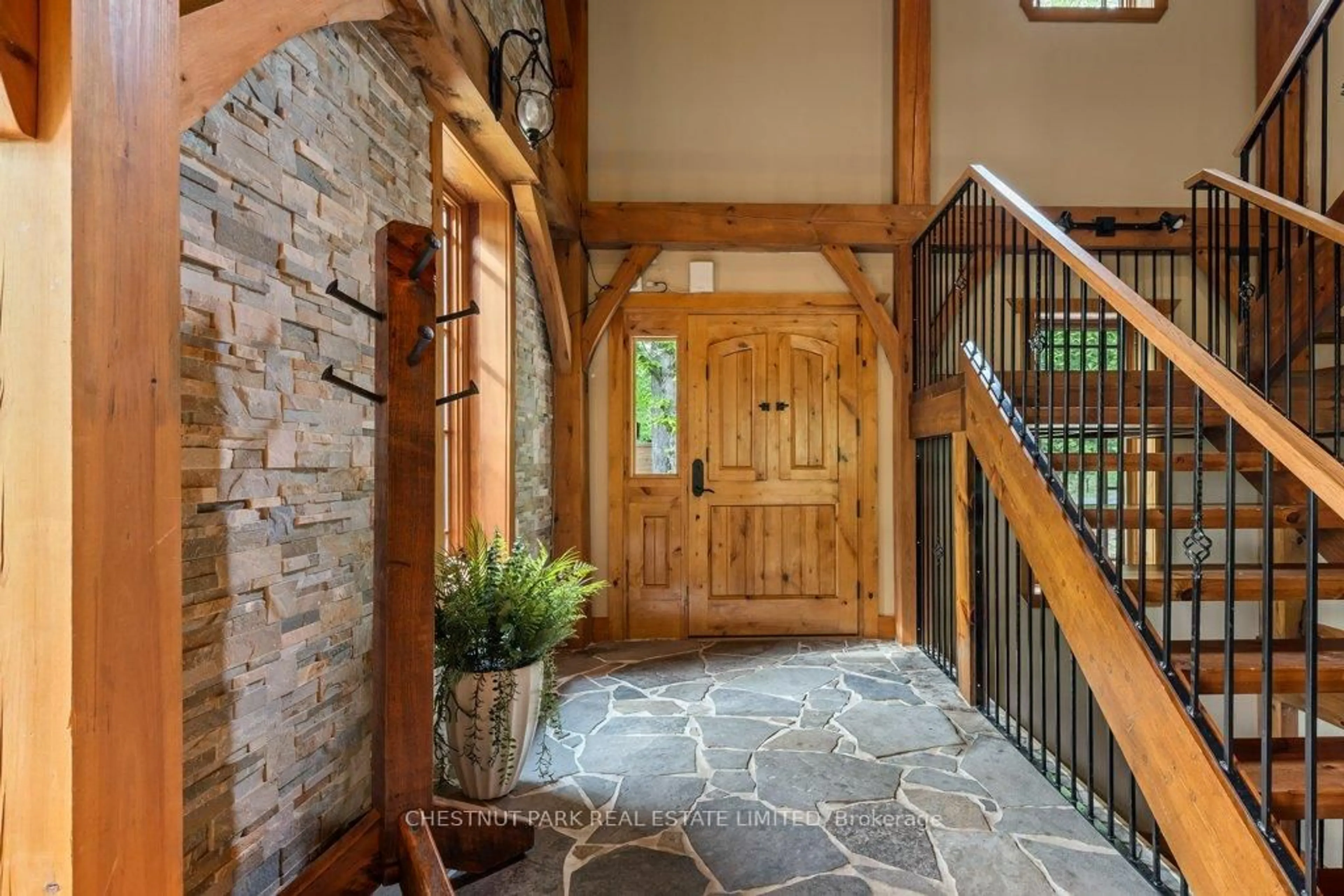 Indoor entryway for 488 Gull Creek Lane, Tamworth Ontario K0K 3G0