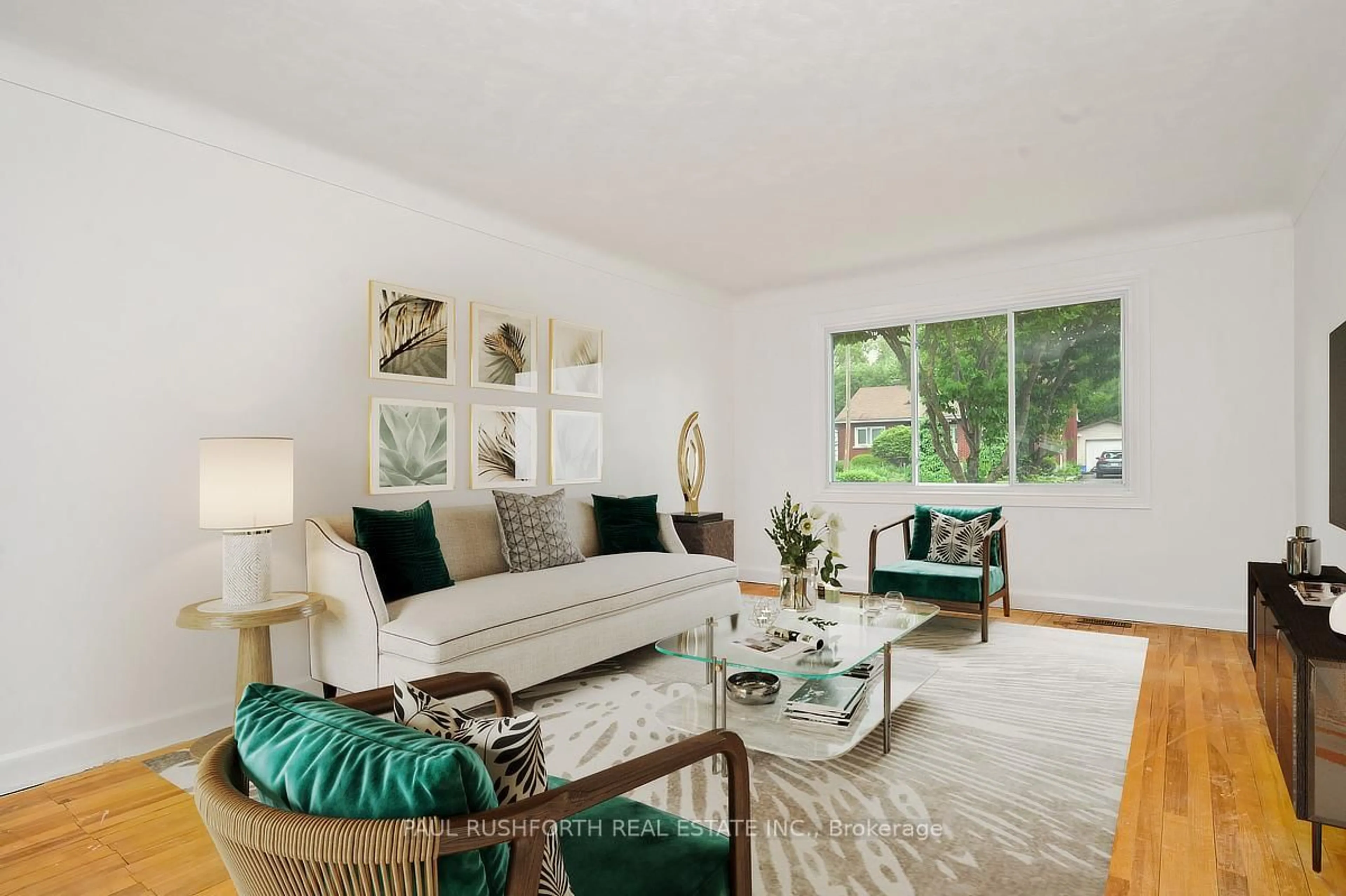 Living room with furniture, unknown for 20 Mowat St, Ottawa Ontario K1J 6R2