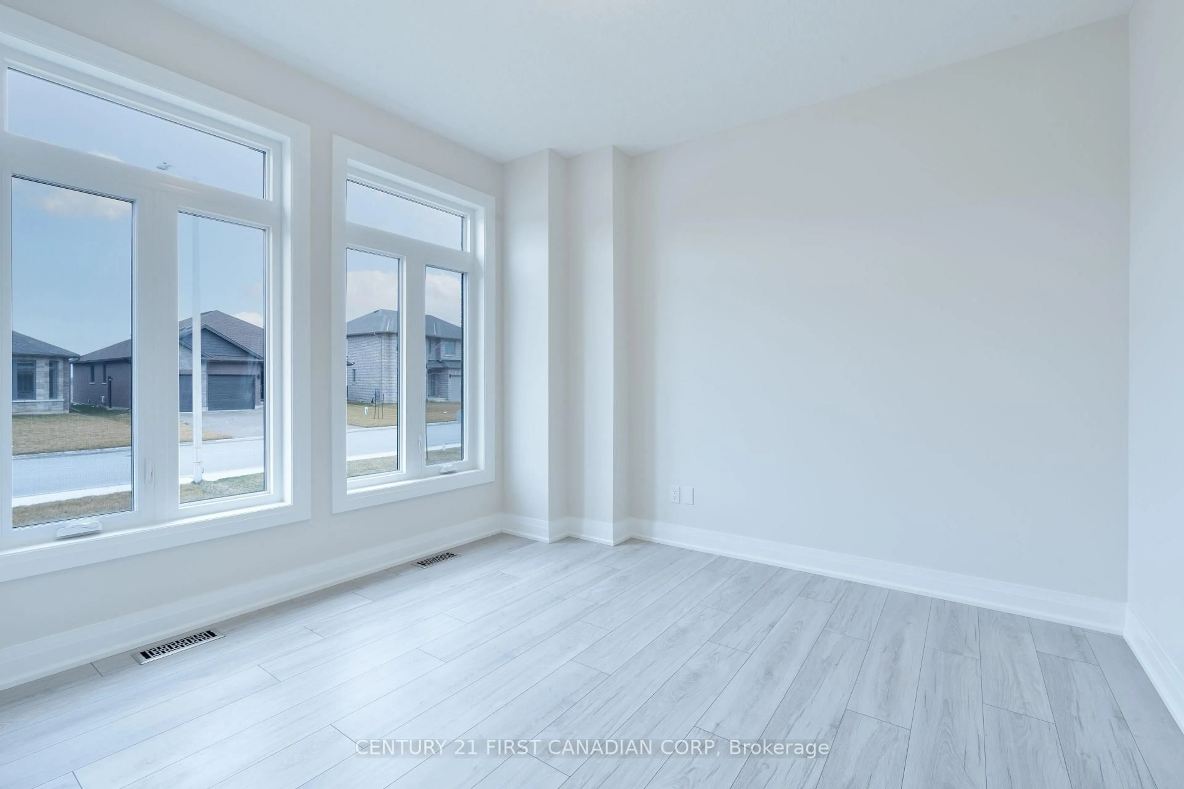 A pic of a room for 241 LEITCH St, Dutton/Dunwich Ontario N0L 1J0