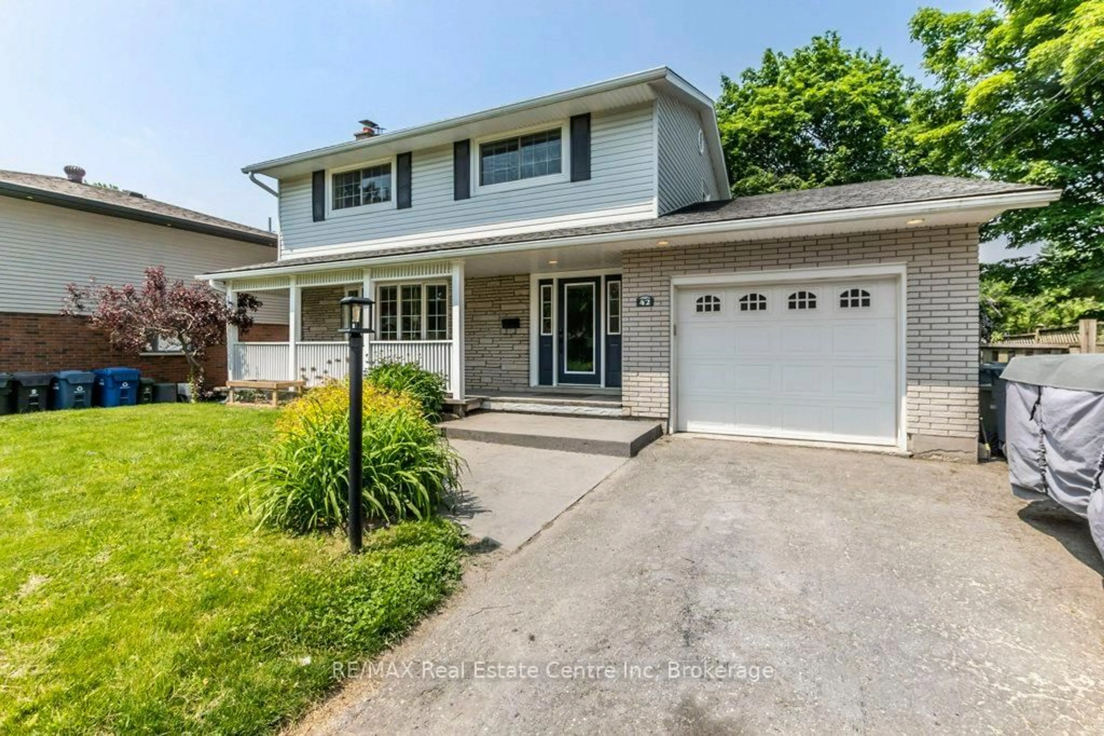 Home with vinyl exterior material, street for 42 Westminster Ave, Guelph Ontario N1E 4C1