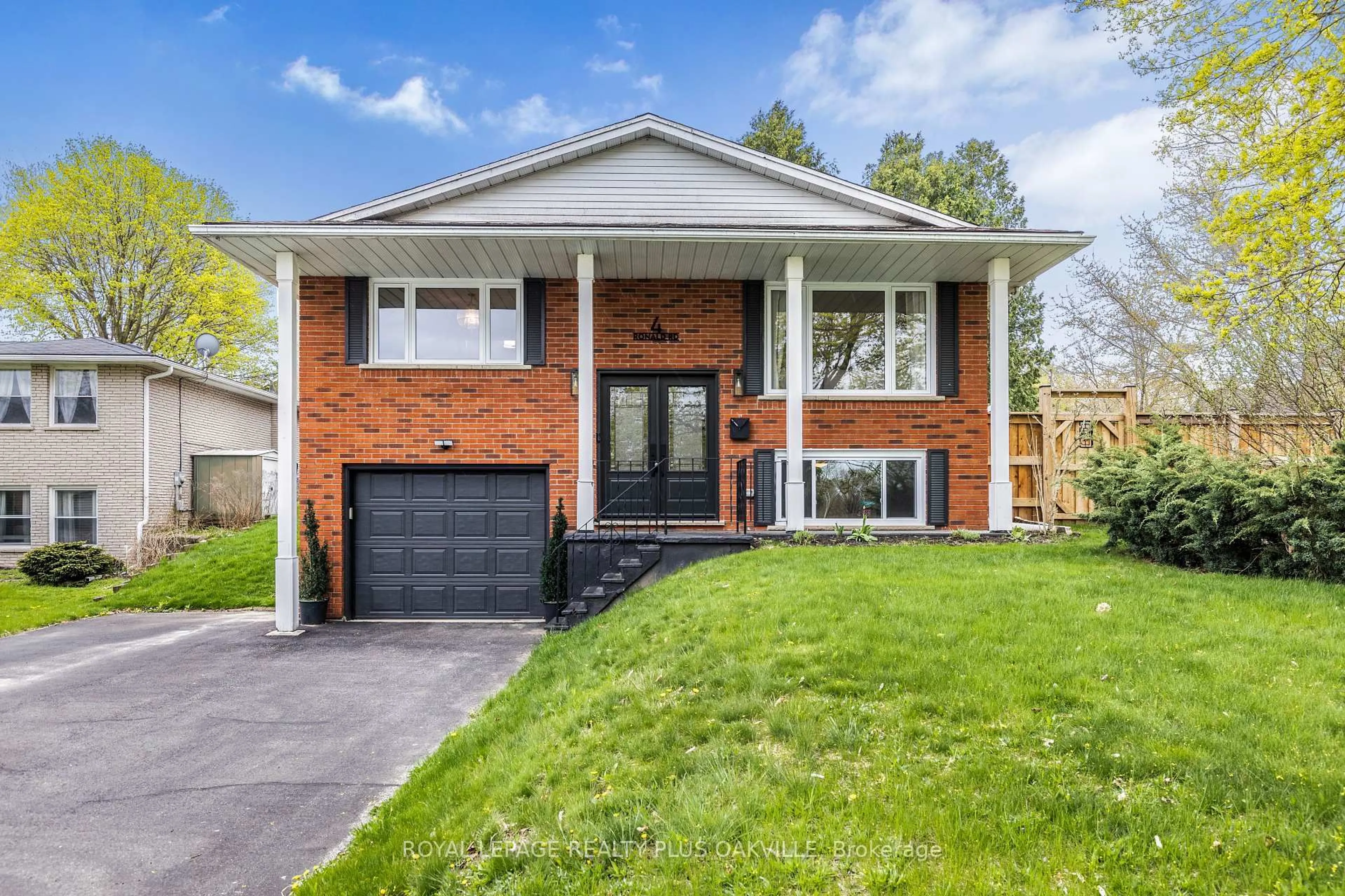 Home with brick exterior material, street for 4 Ronald Rd, Cambridge Ontario N1S 4N1
