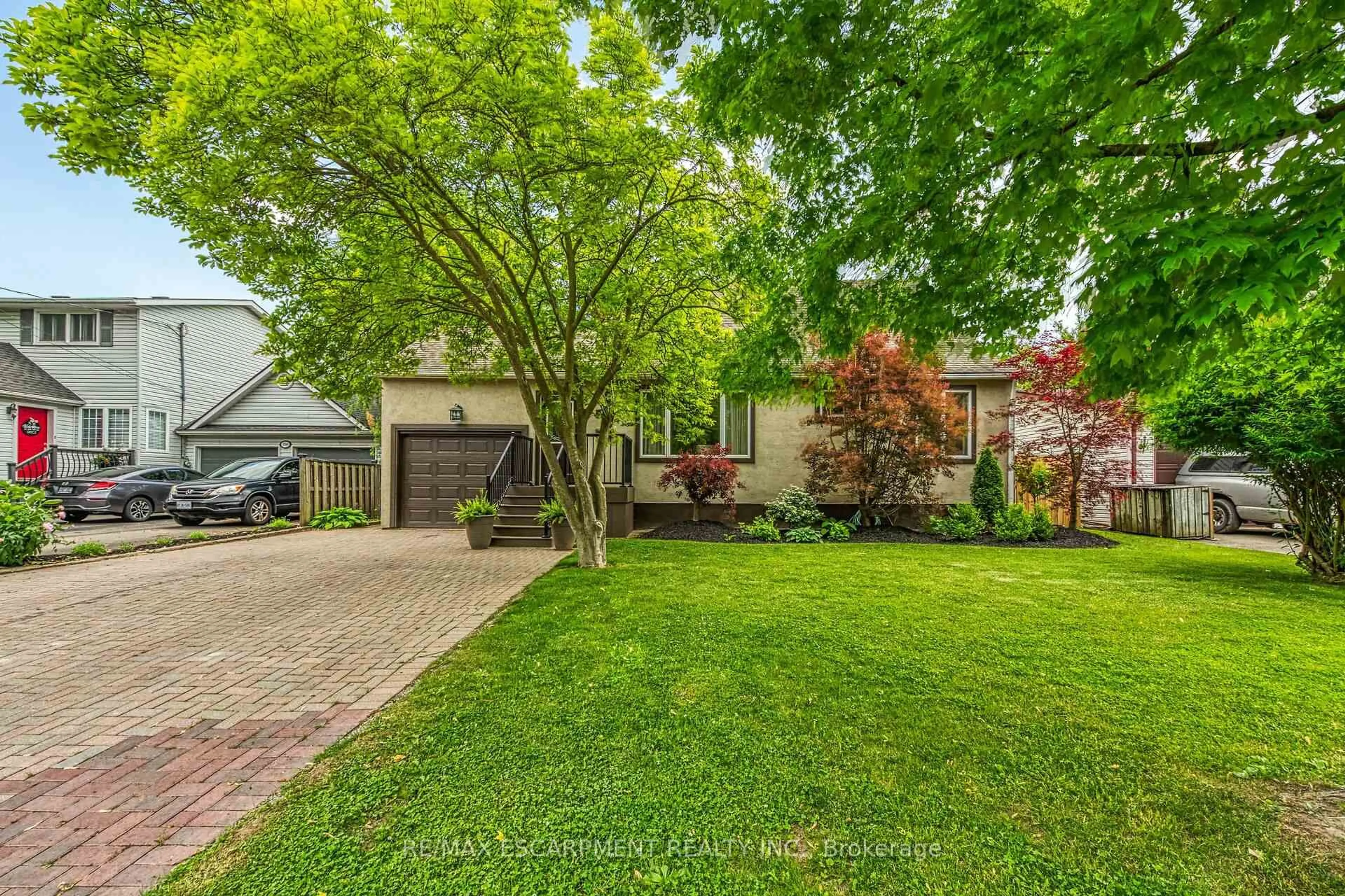 Unknown for 148 Lakeshore Rd, St. Catharines Ontario L2N 2V1