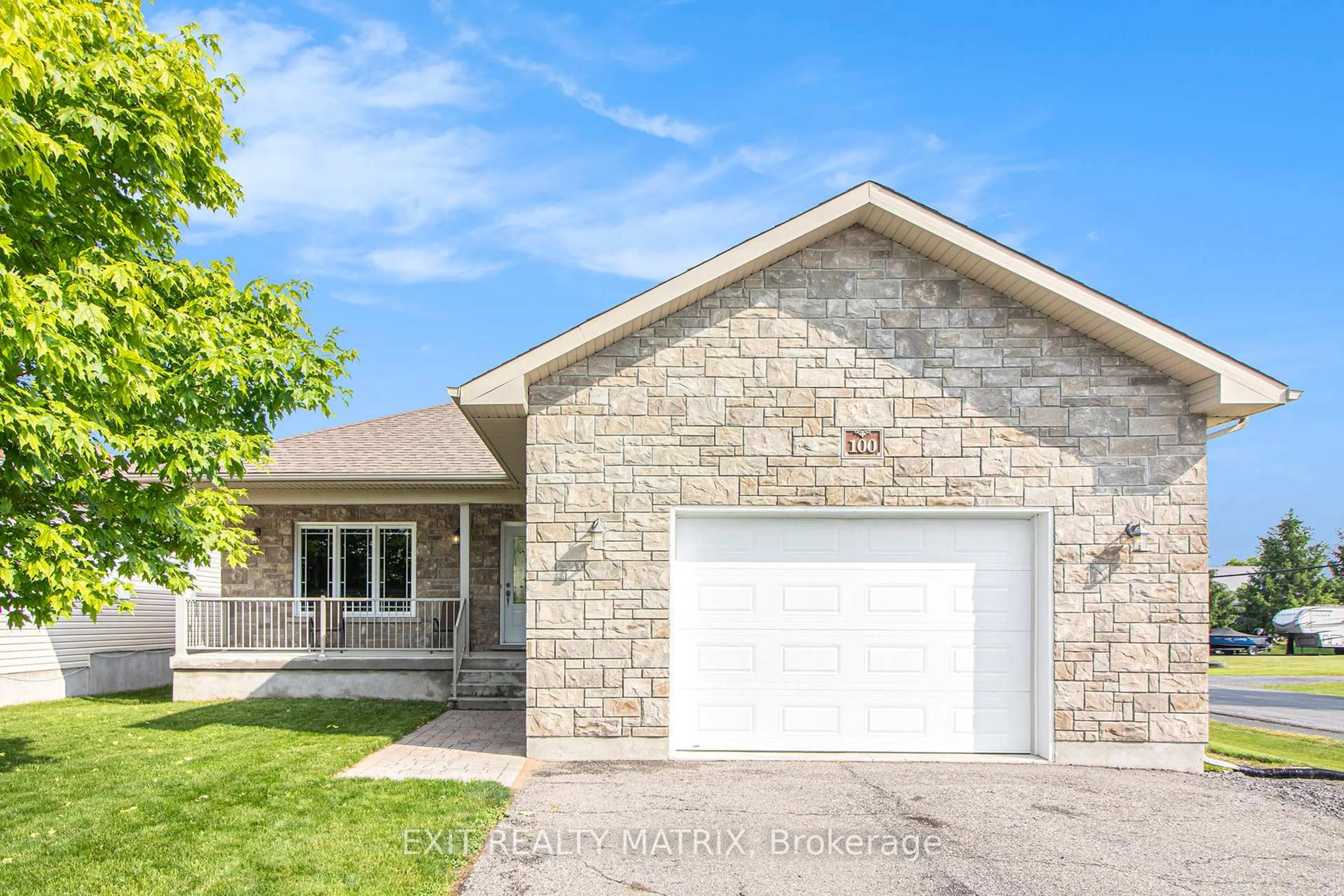 Home with brick exterior material, street for 100 Royal Crt, The Nation Ontario K0A 2M0