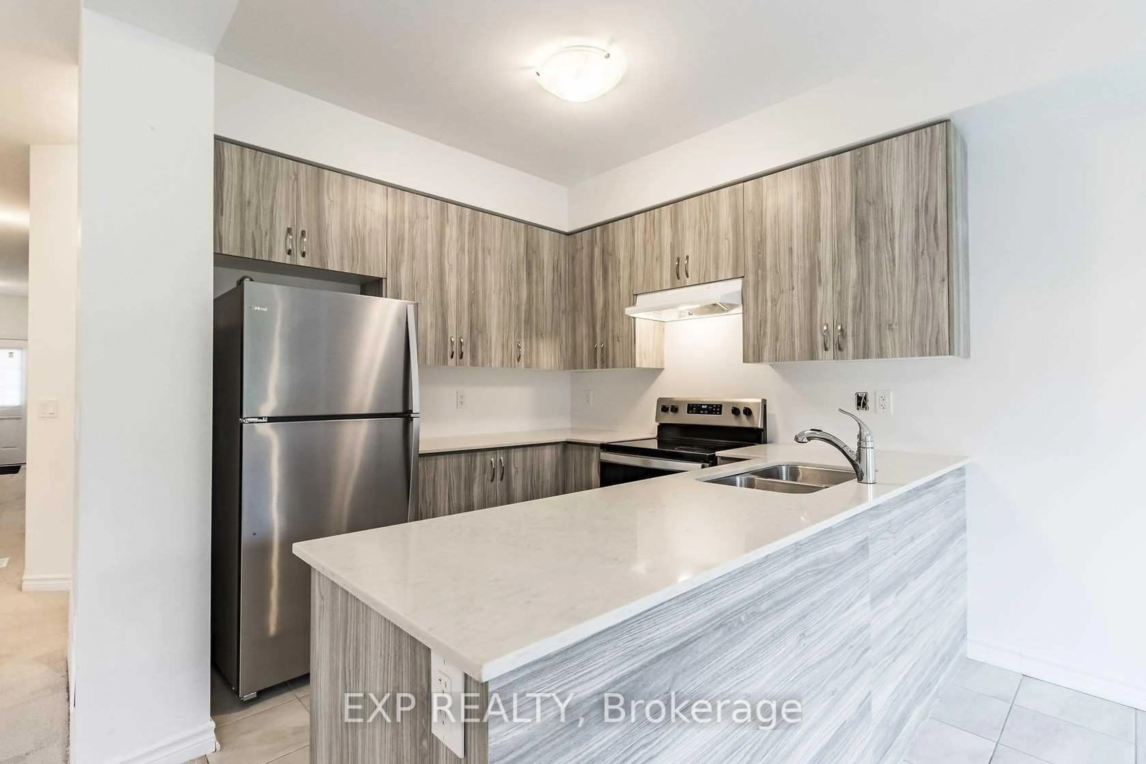 Standard kitchen, unknown for 334 Ridley Cres, Southgate Ontario N0C 1B0