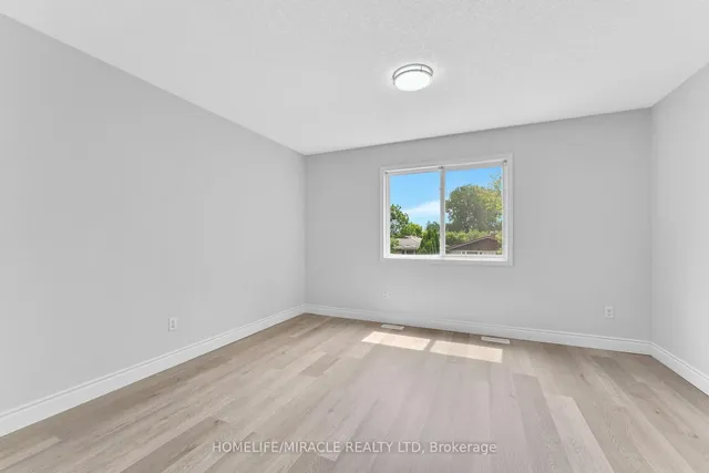 Additional property image - 120 Jansen Ave