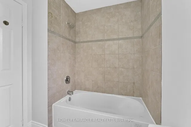 Additional property image - 120 Jansen Ave