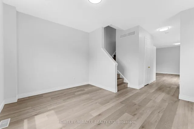 Additional property image - 120 Jansen Ave
