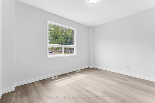 Additional property image - 120 Jansen Ave