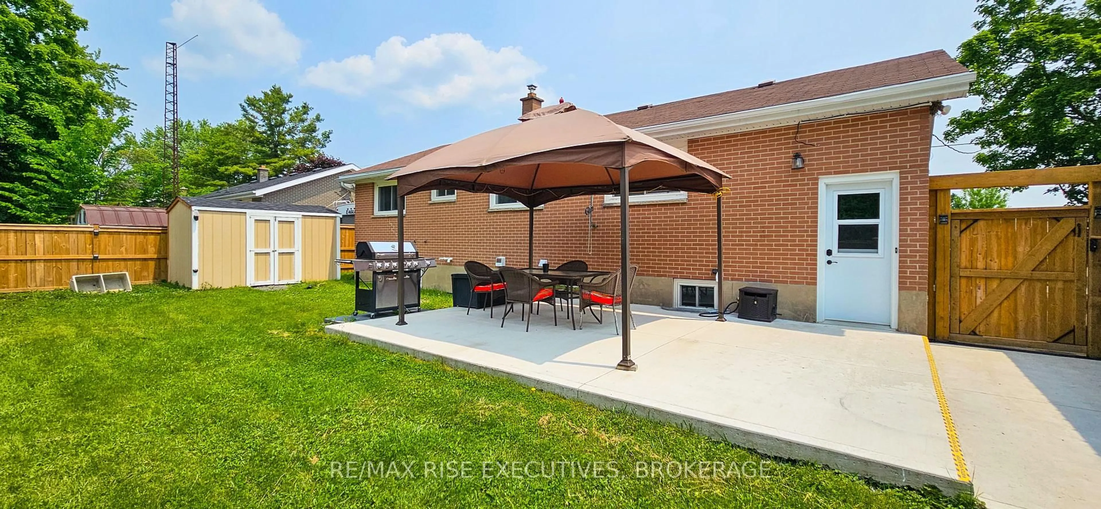 Patio, street for 1453 Woodfield Cres, Kingston Ontario K7P 2V4