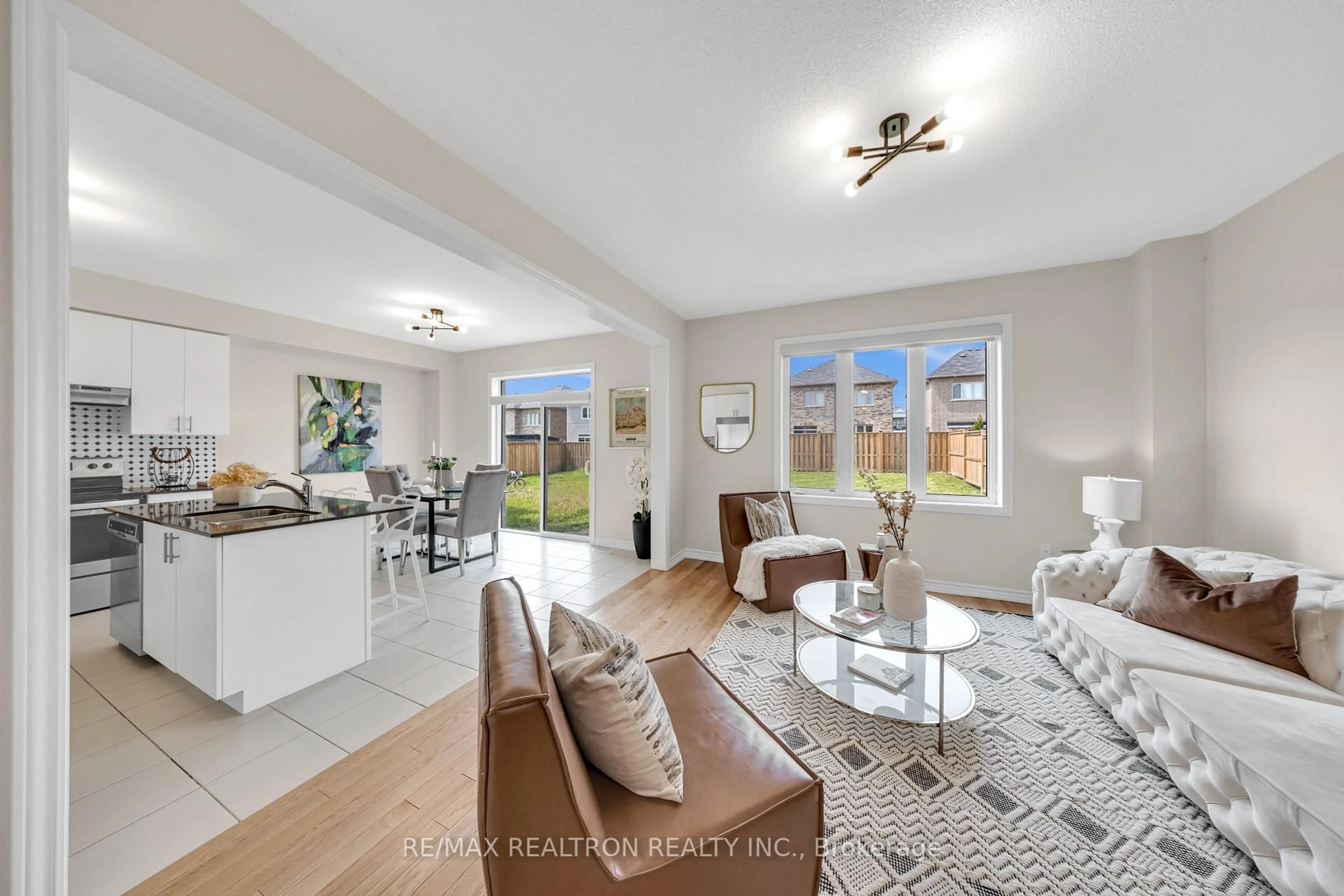 Open concept kitchen, unknown for 62 Northhill Ave, Cavan Monaghan Ontario L0A 1G0