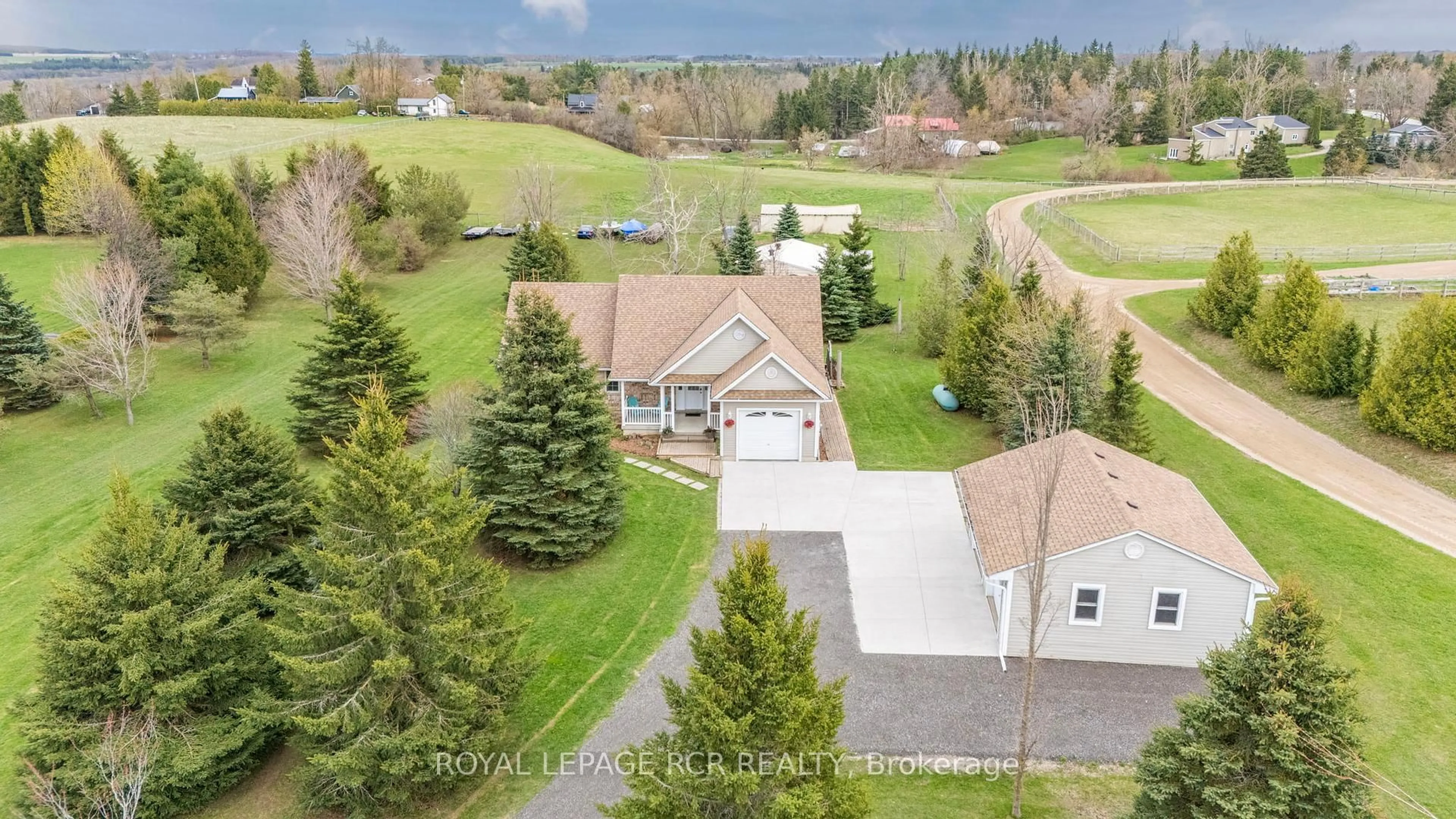 A pic from outside/outdoor area/front of a property/back of a property/a pic from drone, unknown for 625440 Side Road 15, Melancthon Ontario L9V 1Z5