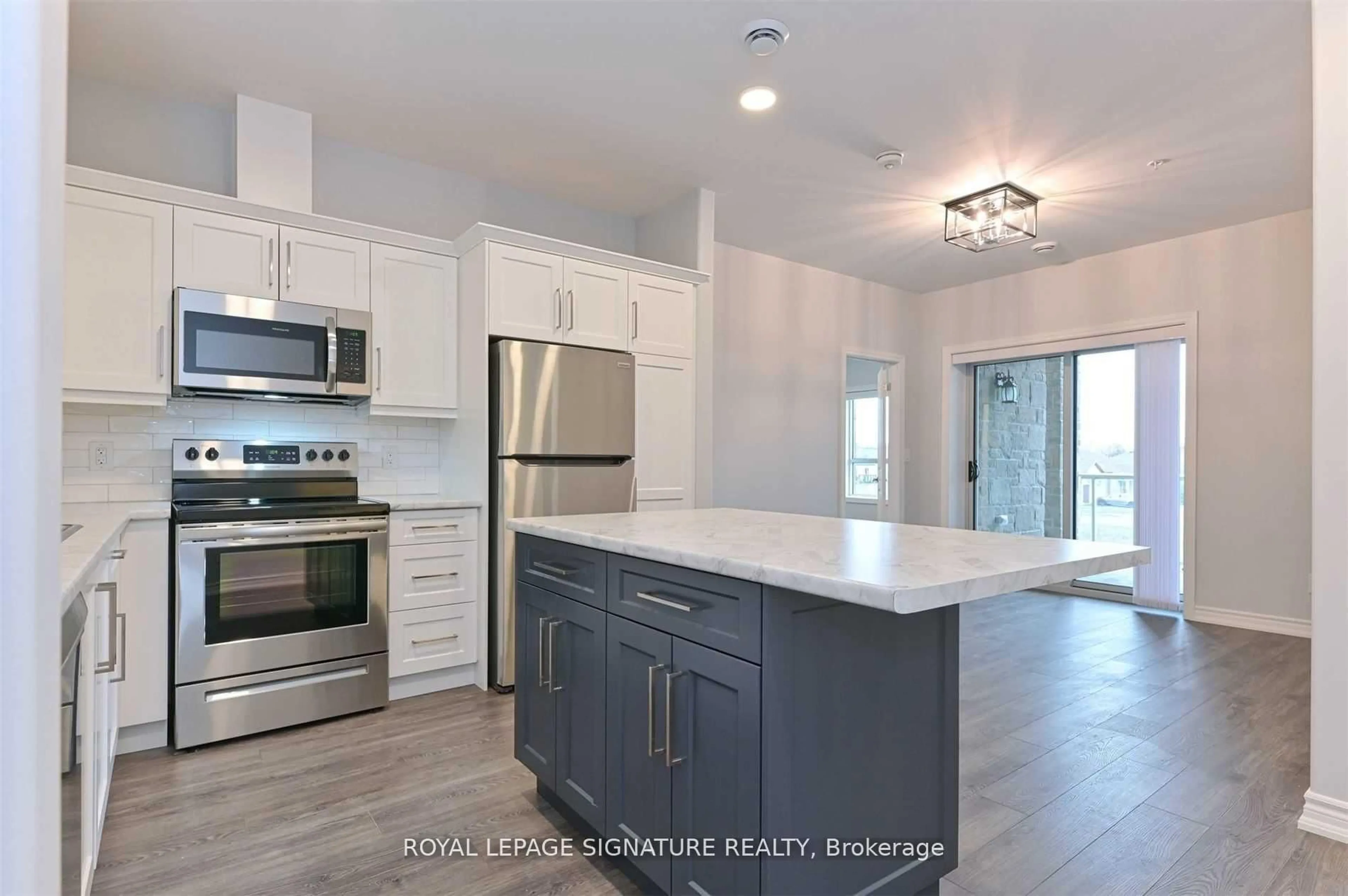 Open concept kitchen, unknown for 529 South Pelham Rd #208, Welland Ontario L3C 0H7