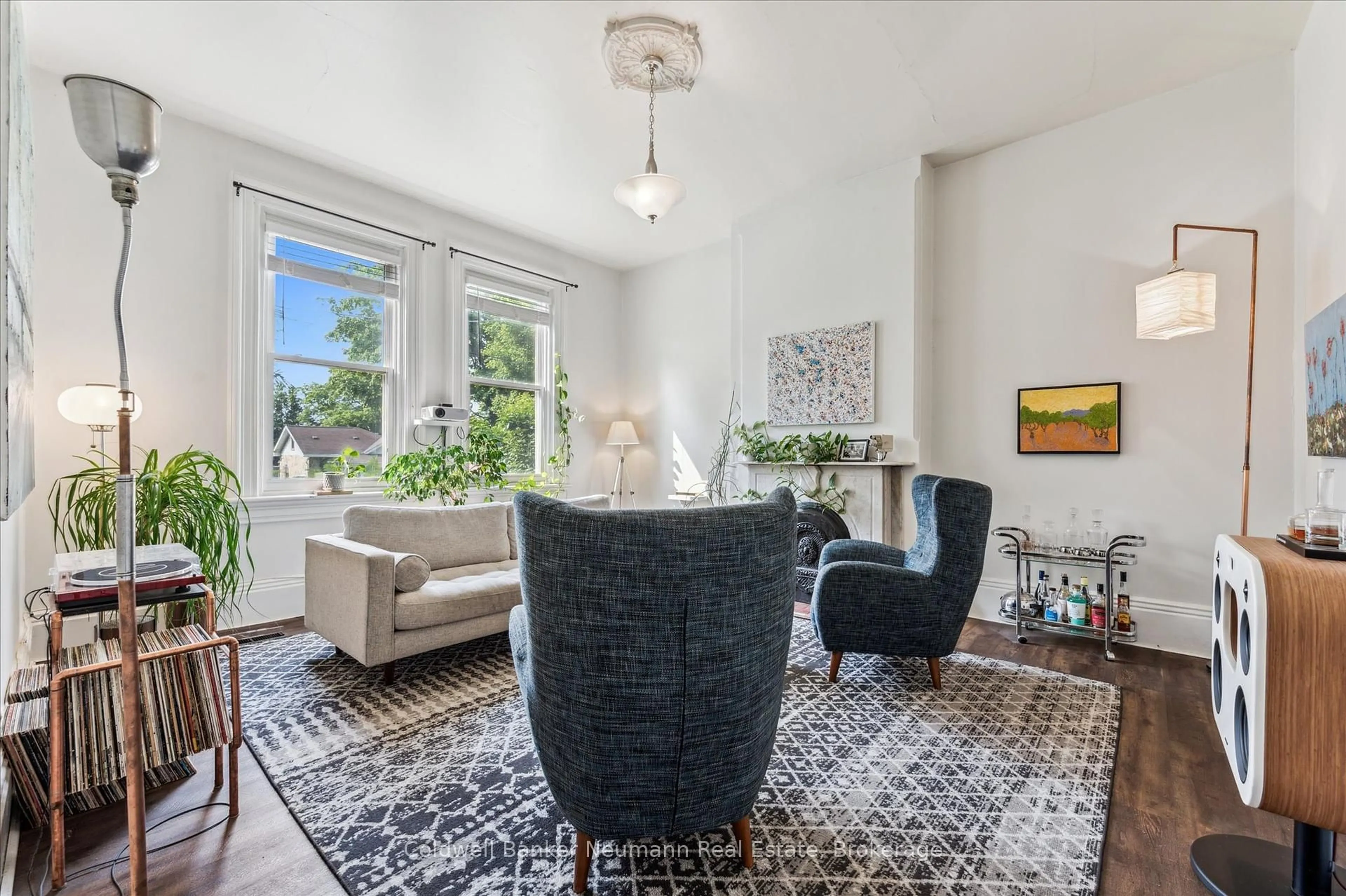 Living room with furniture, unknown for 7 Cambridge St, Guelph Ontario N1H 2T8