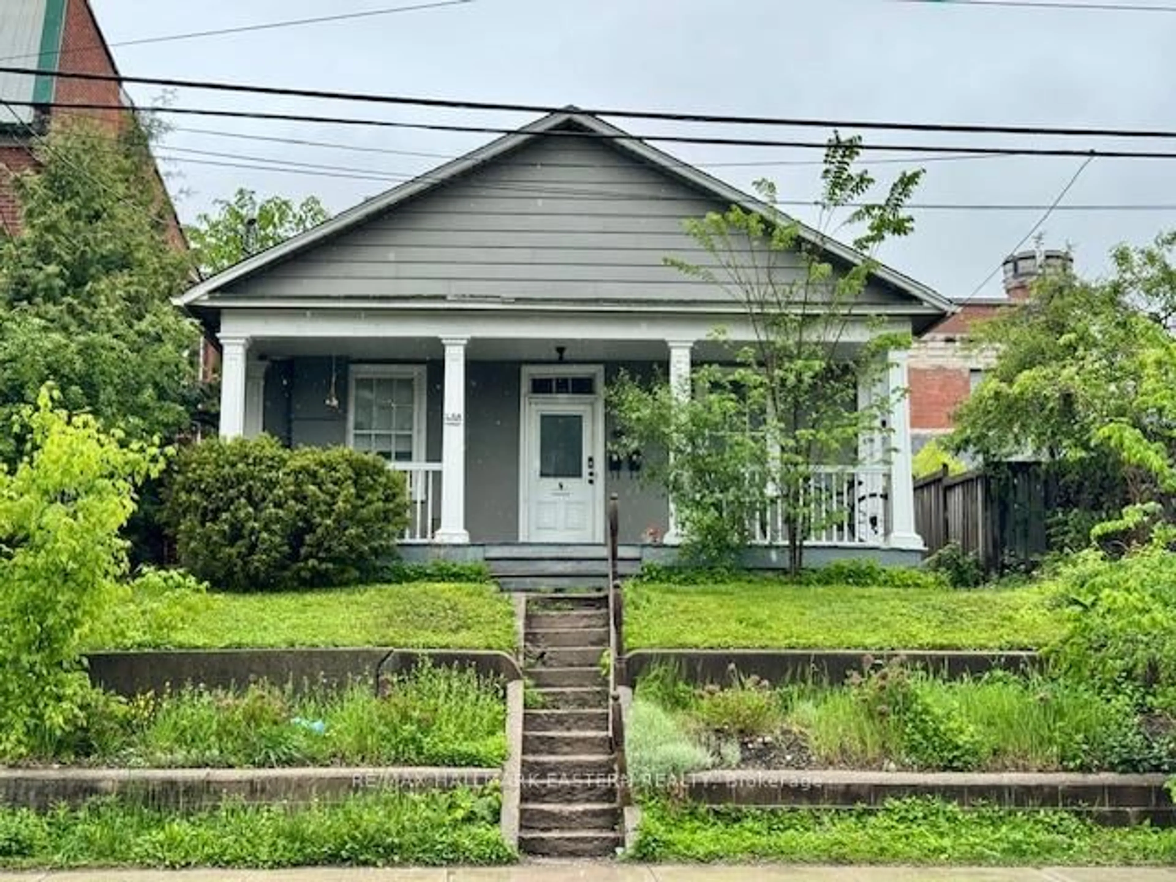 Unknown for 488 Aylmer St, Peterborough Central Ontario K9H 3W5