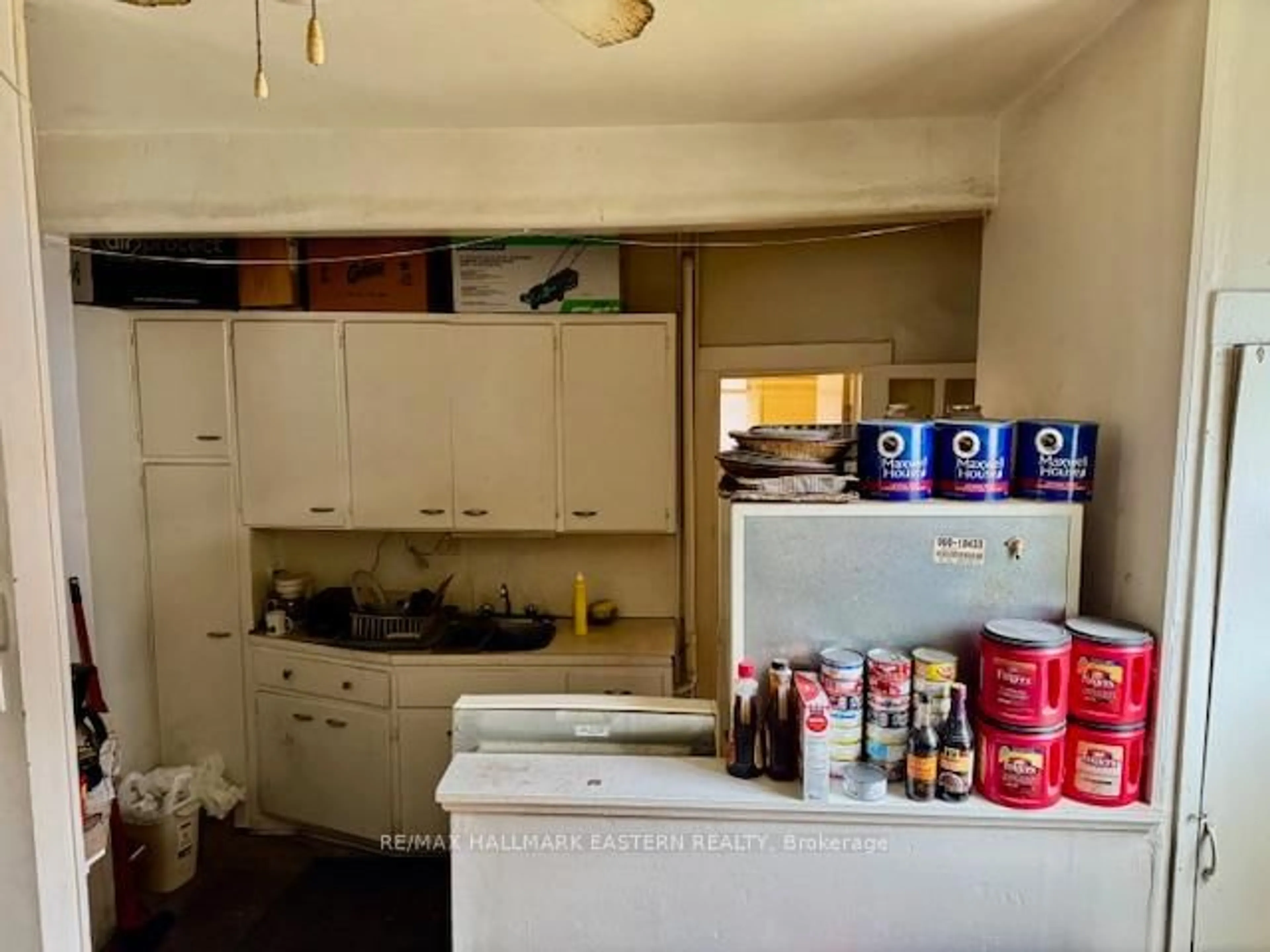Unknown for 488 Aylmer St, Peterborough Central Ontario K9H 3W5