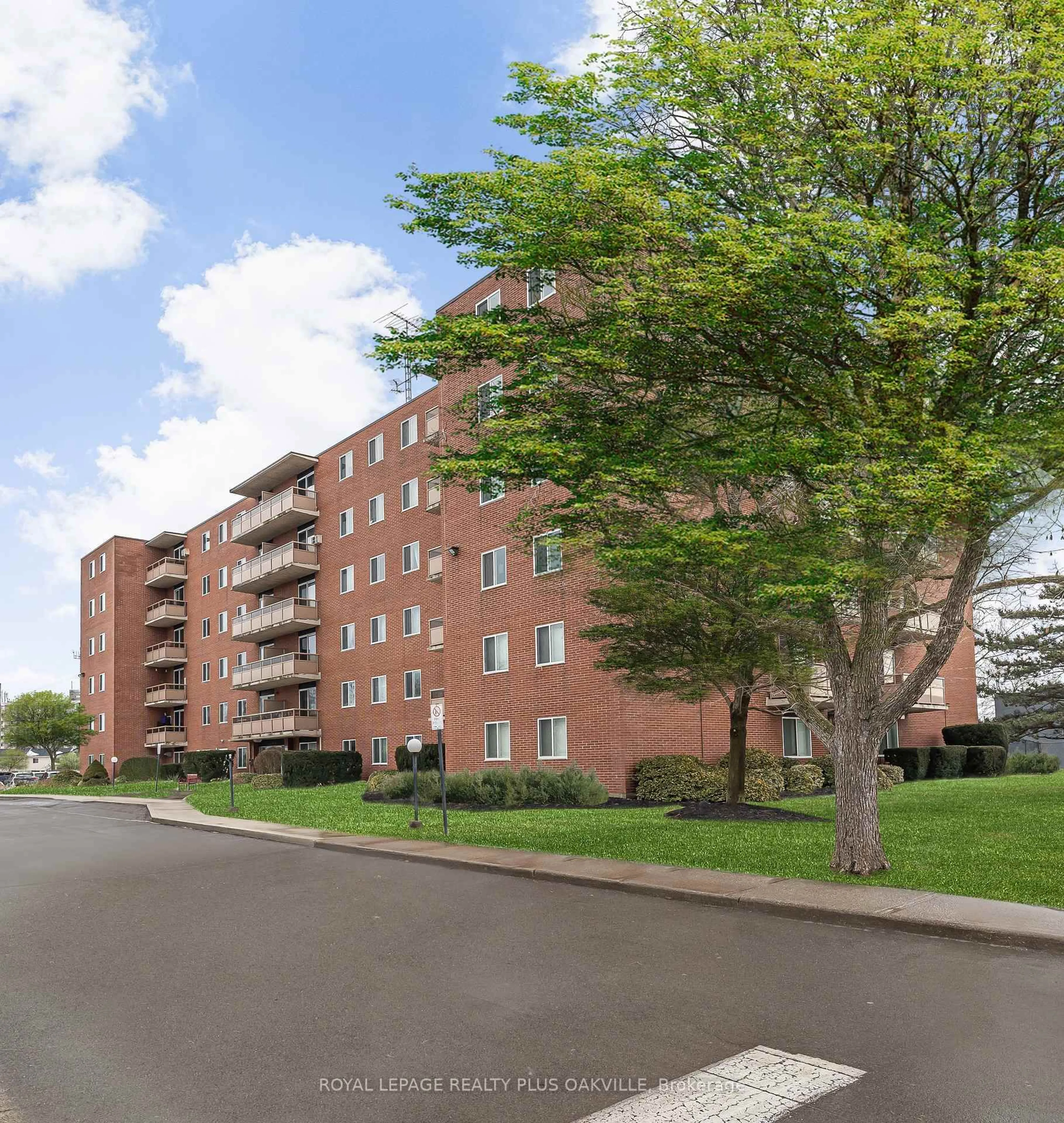 Unknown for 264 Grantham Ave #510, St. Catharines Ontario L2P 3H1