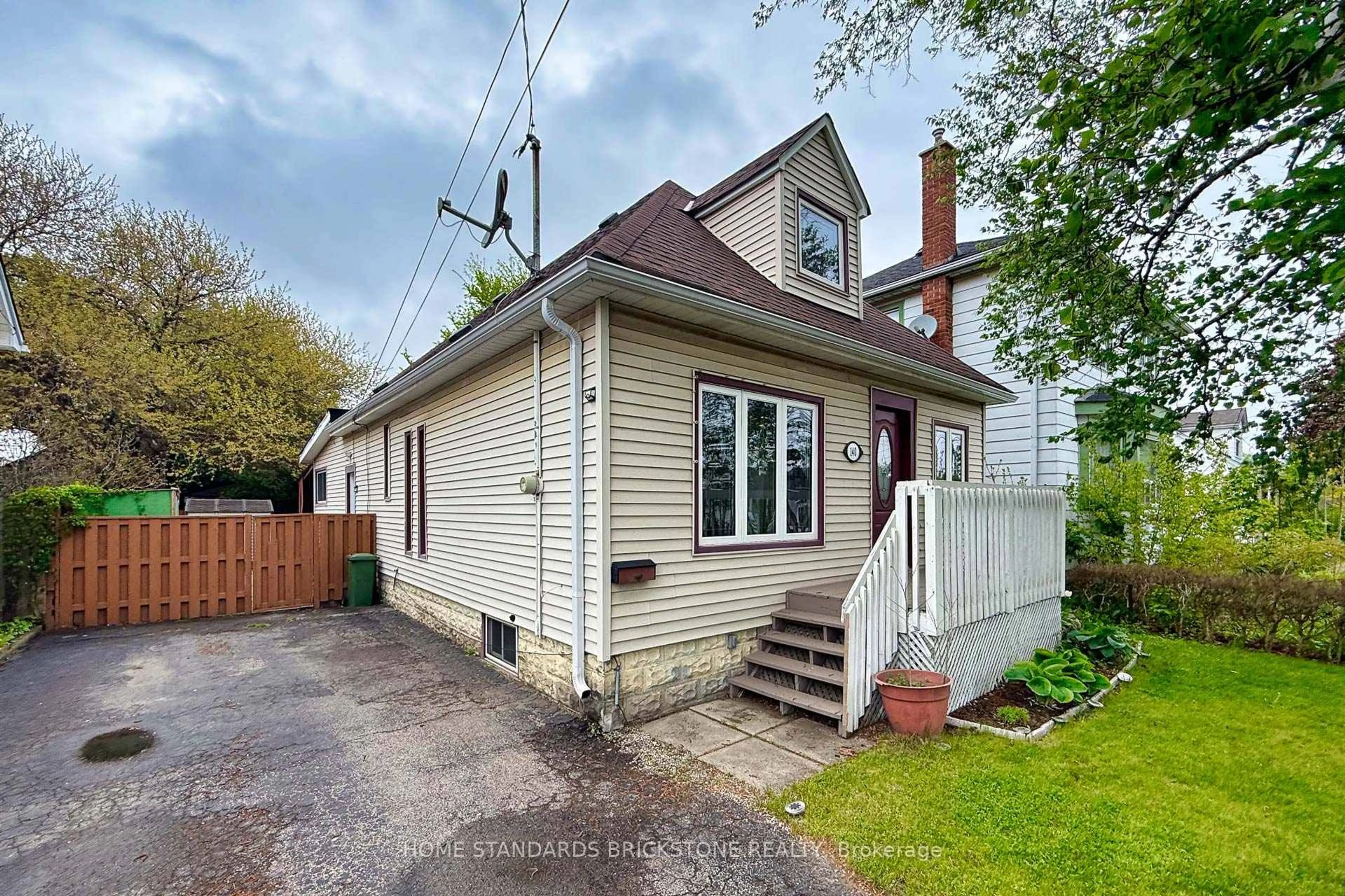 Unknown for 140 Walter Ave, Hamilton Ontario L8K 3K9