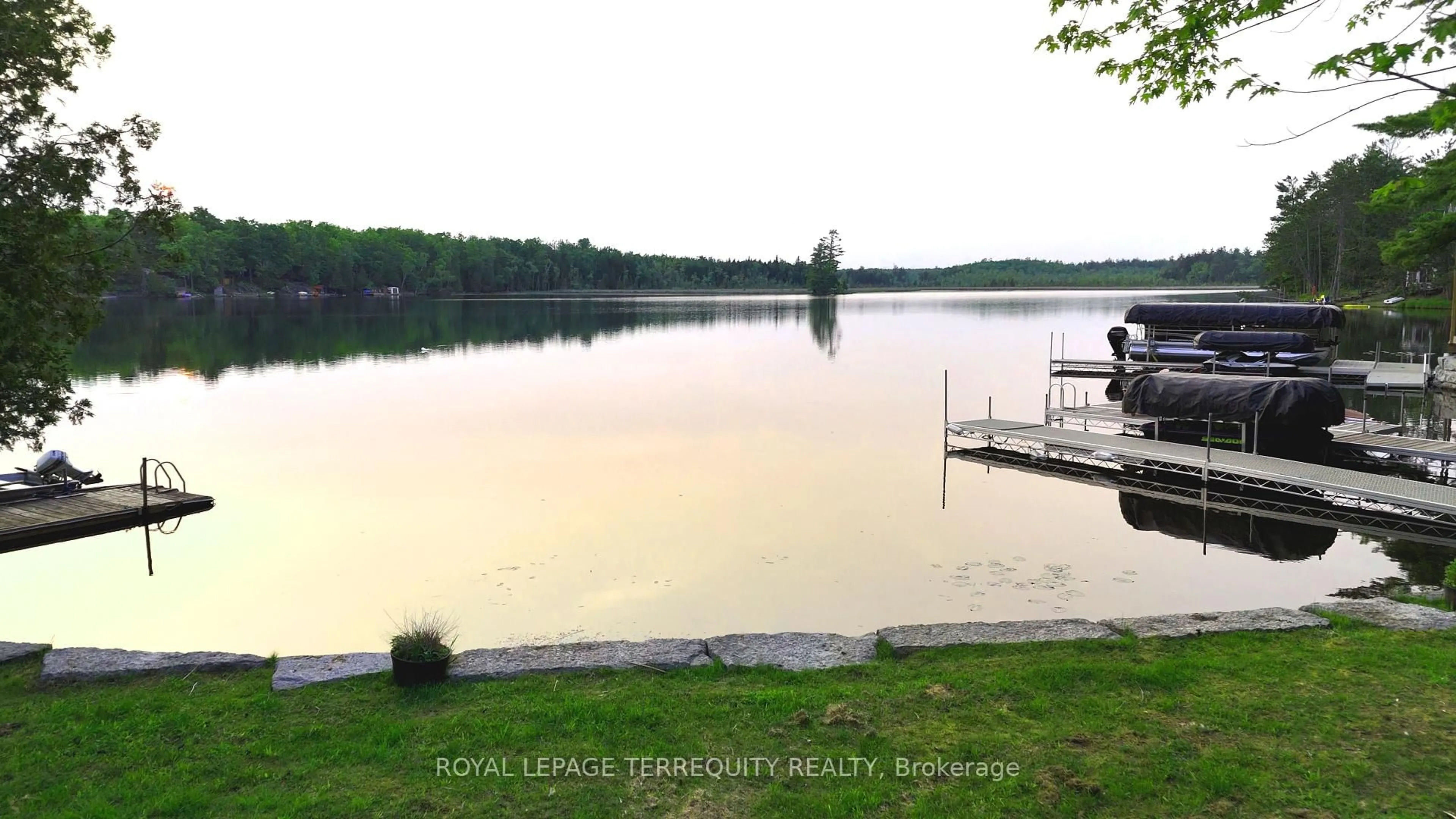 Patio, water/lake/river/ocean view for 240 Burnt Dam Rd, Havelock-Belmont-Methuen Ontario K0L 1Z0