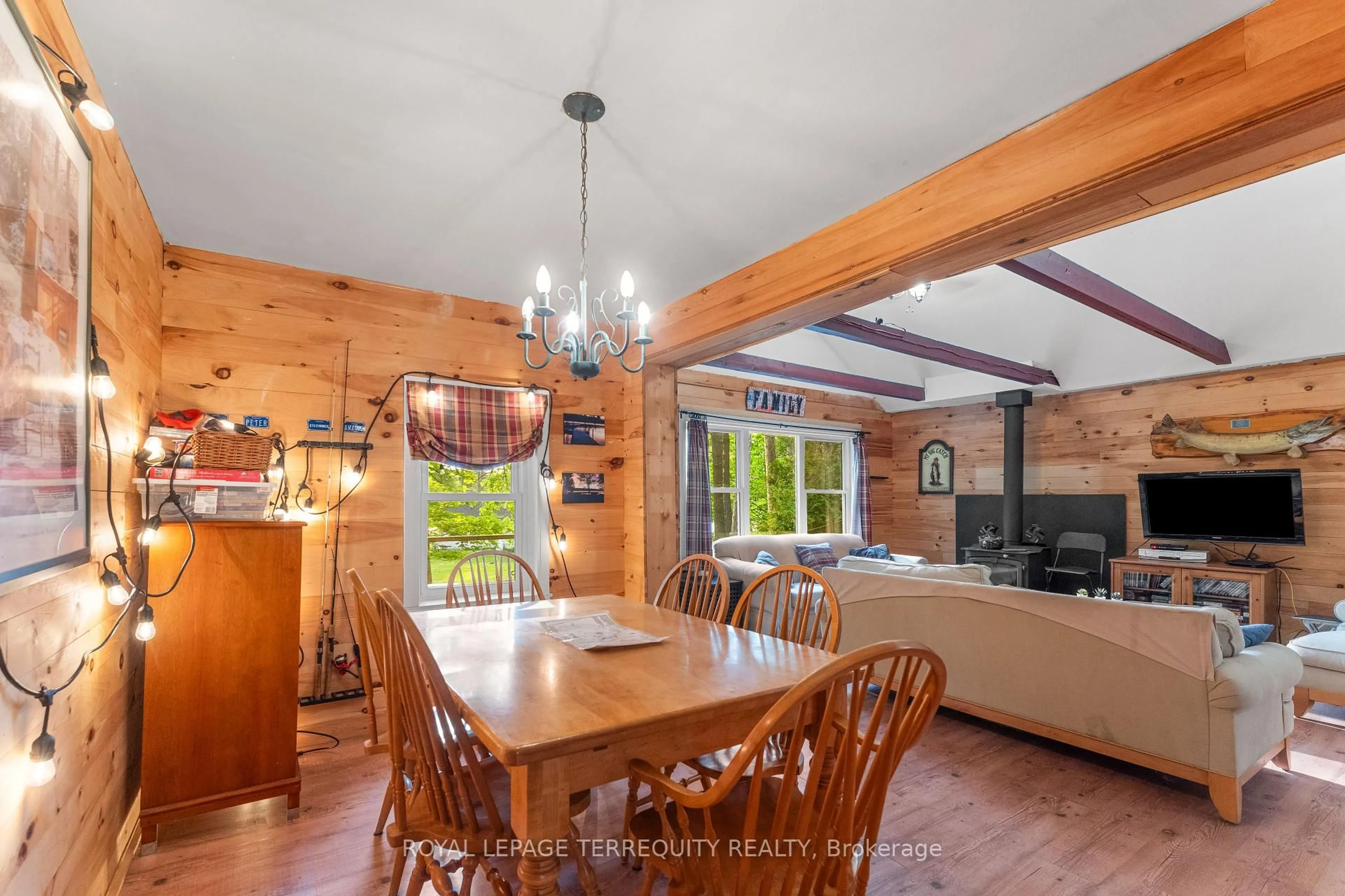 Dining room, wood/laminate floor for 240 Burnt Dam Rd, Havelock-Belmont-Methuen Ontario K0L 1Z0