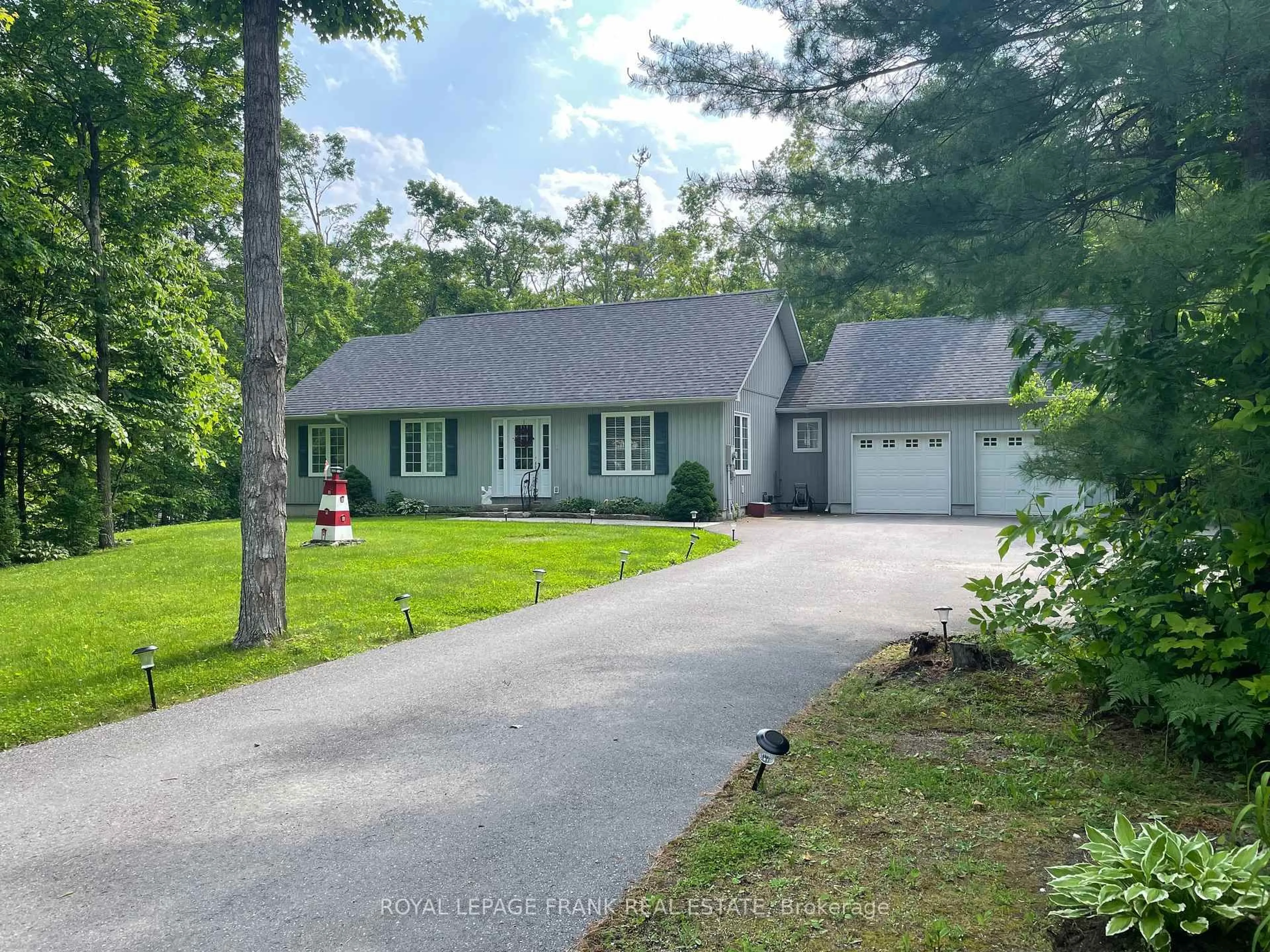 A pic from outside/outdoor area/front of a property/back of a property/a pic from drone, street for 18 East Beehive Dr, Kawartha Lakes Ontario K0M 1A0