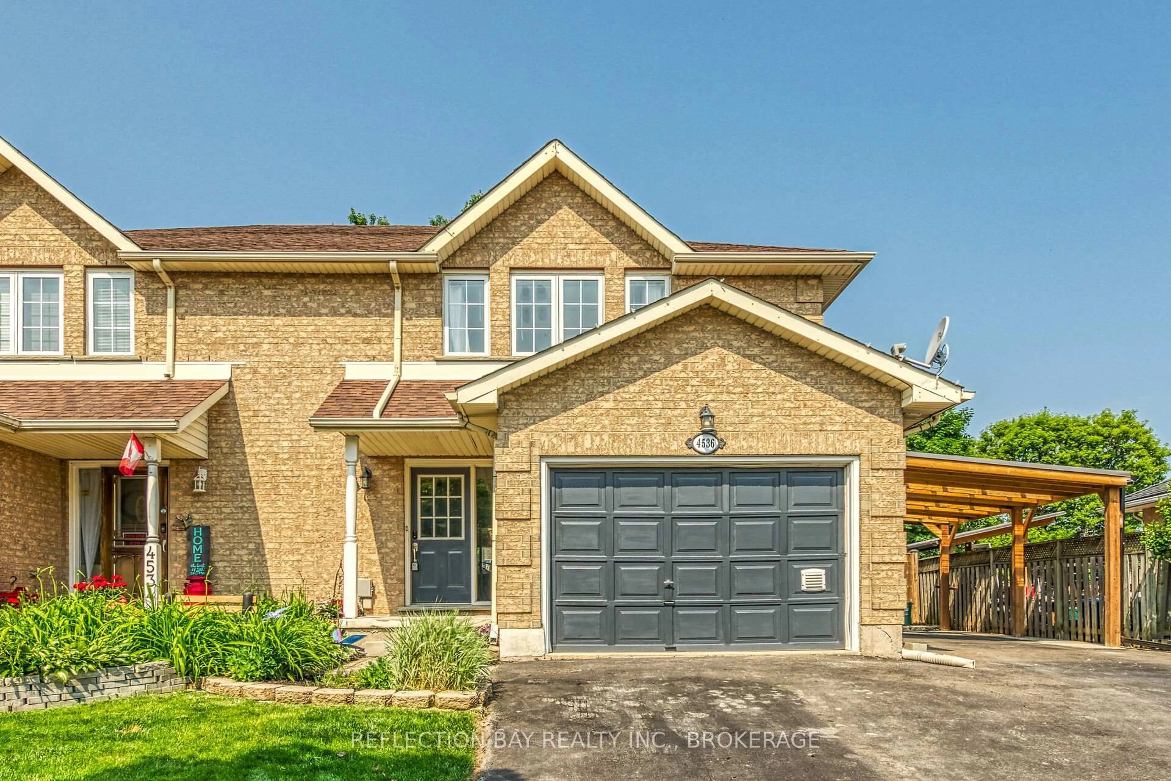 Home with brick exterior material, street for 4536 Garden Gate Terr, Lincoln Ontario L3J 0E6
