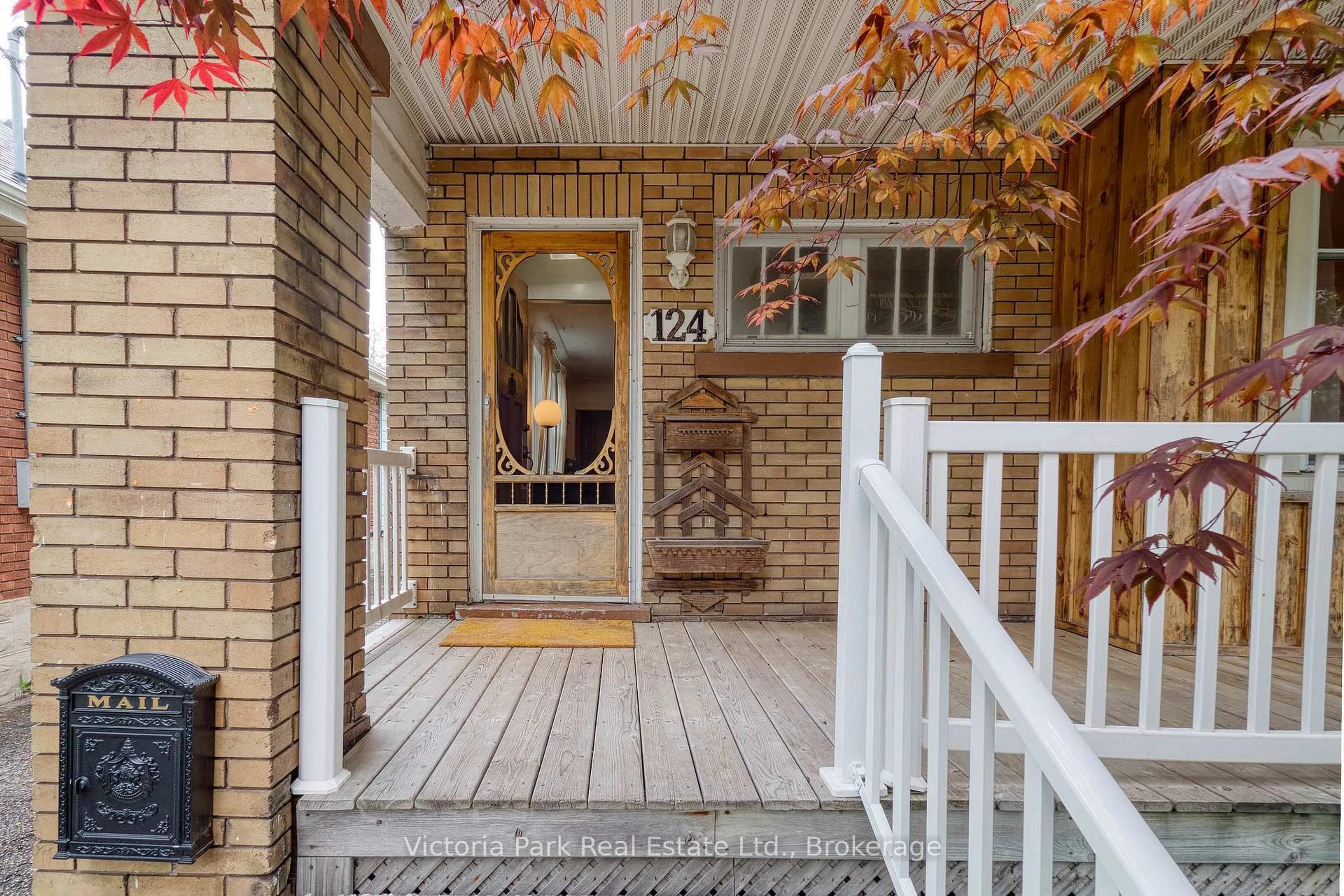 Unknown for 124 West Ave, Kitchener Ontario N2M 1X7