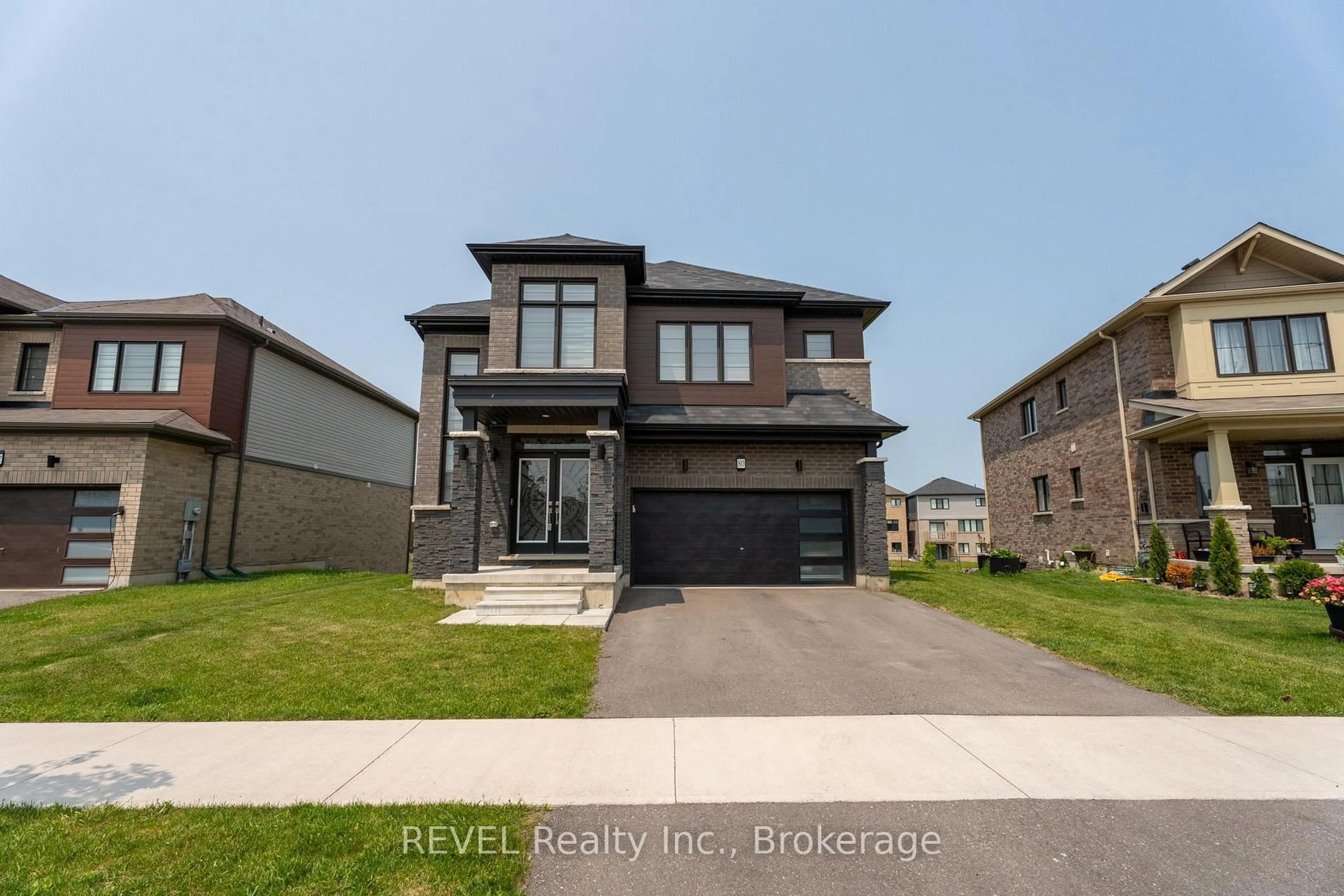 Home with brick exterior material, street for 80 Explorer Way, Thorold Ontario L2V 0K3