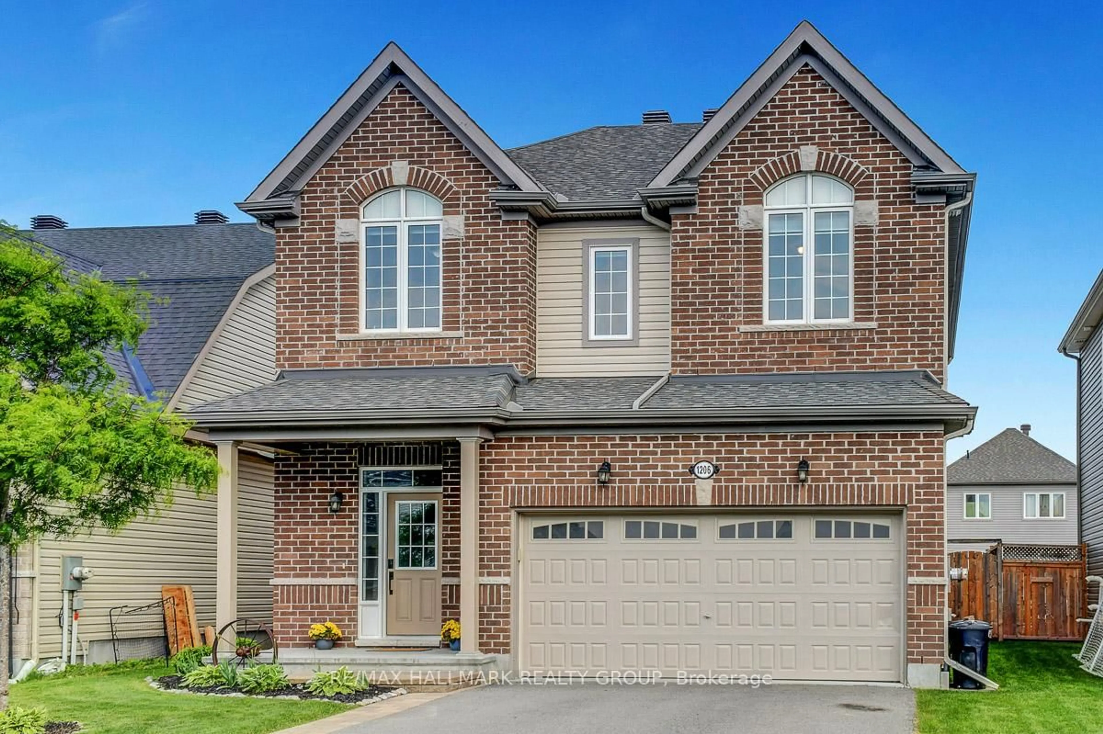 Home with brick exterior material, street for 1206 De Pencier Dr, North Grenville Ontario K0G 1J0