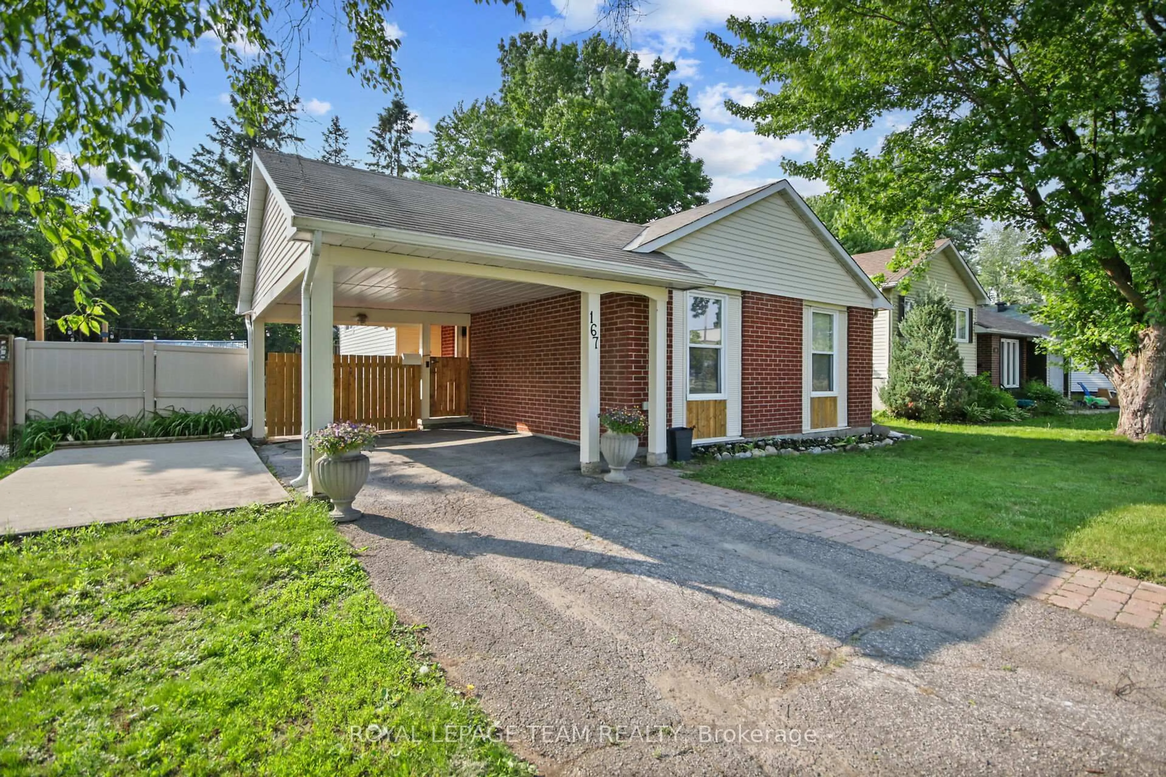 Unknown for 167 Abbeyhill Dr, Kanata Ontario K2L 2E9