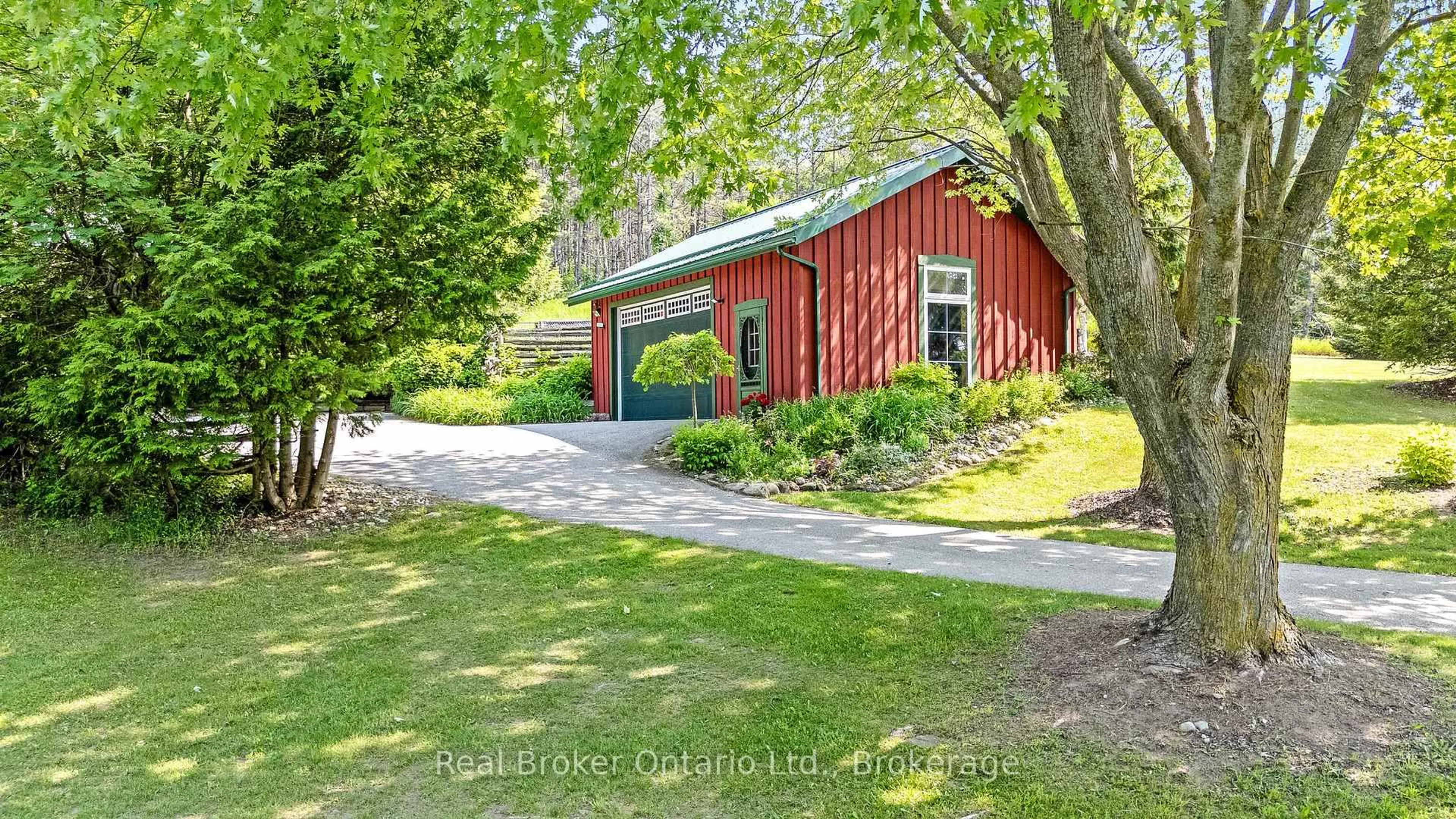 Shed for 9126 Sideroad 27, Erin Ontario L0N 1N0
