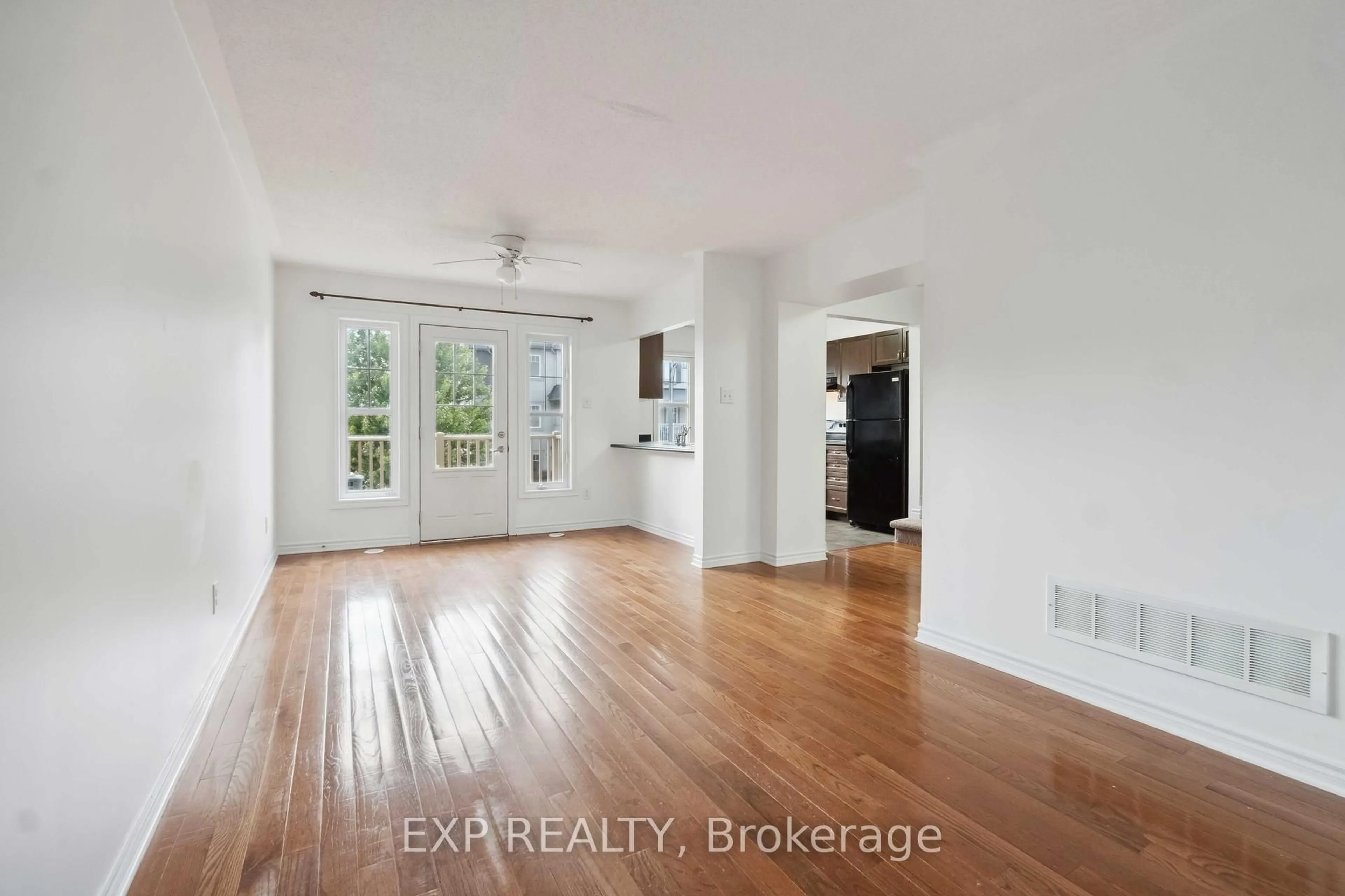 A pic of a room for 2307 Blue Aster St, Ottawa Ontario K2J 0X1